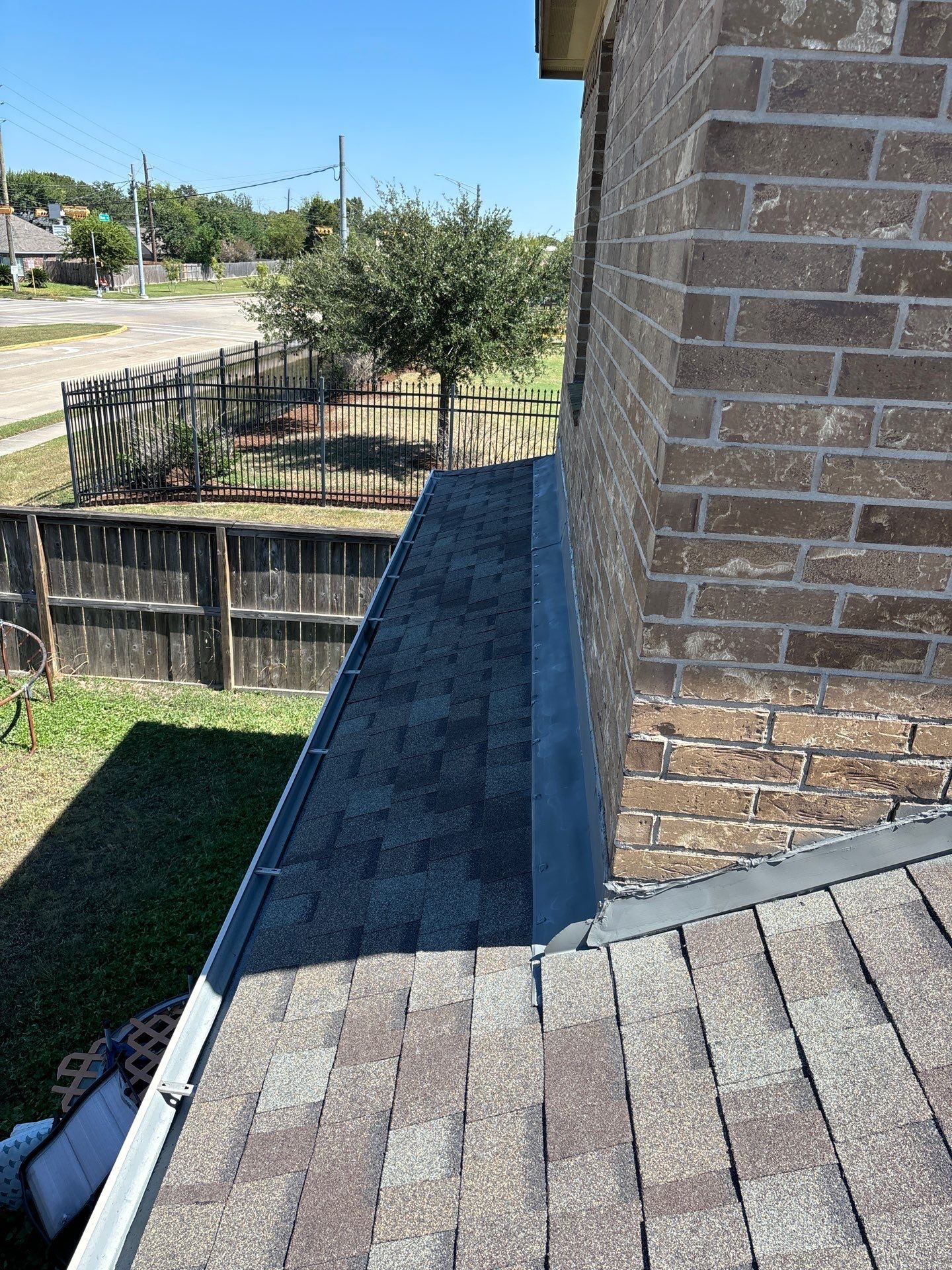Residential Roofing Installation using Owen's Corning Duration (Lifetime) Shingles by Roof Repair Company
