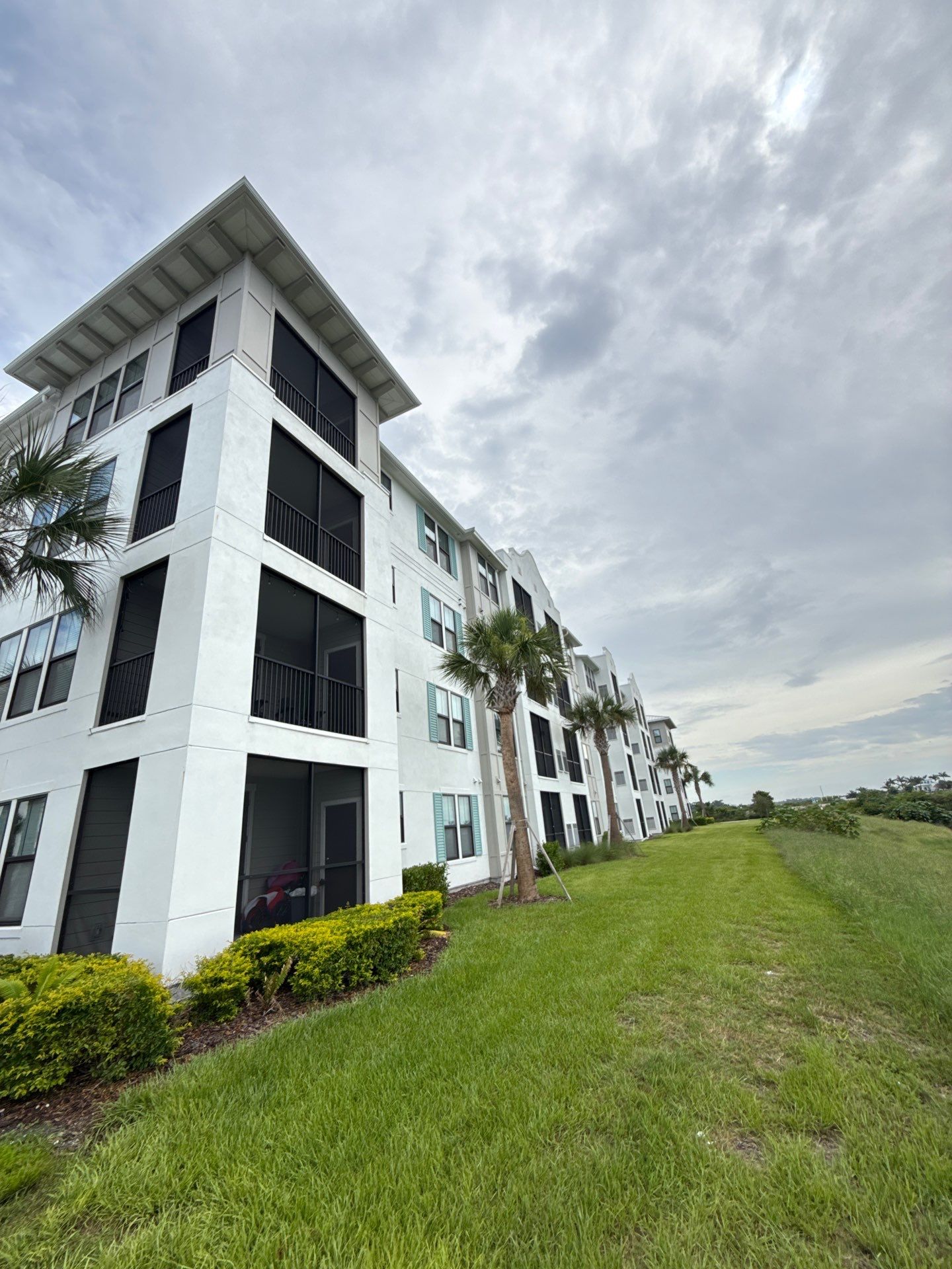 Replace gutter using gutter installation in Bradenton FL by Gutter Professors