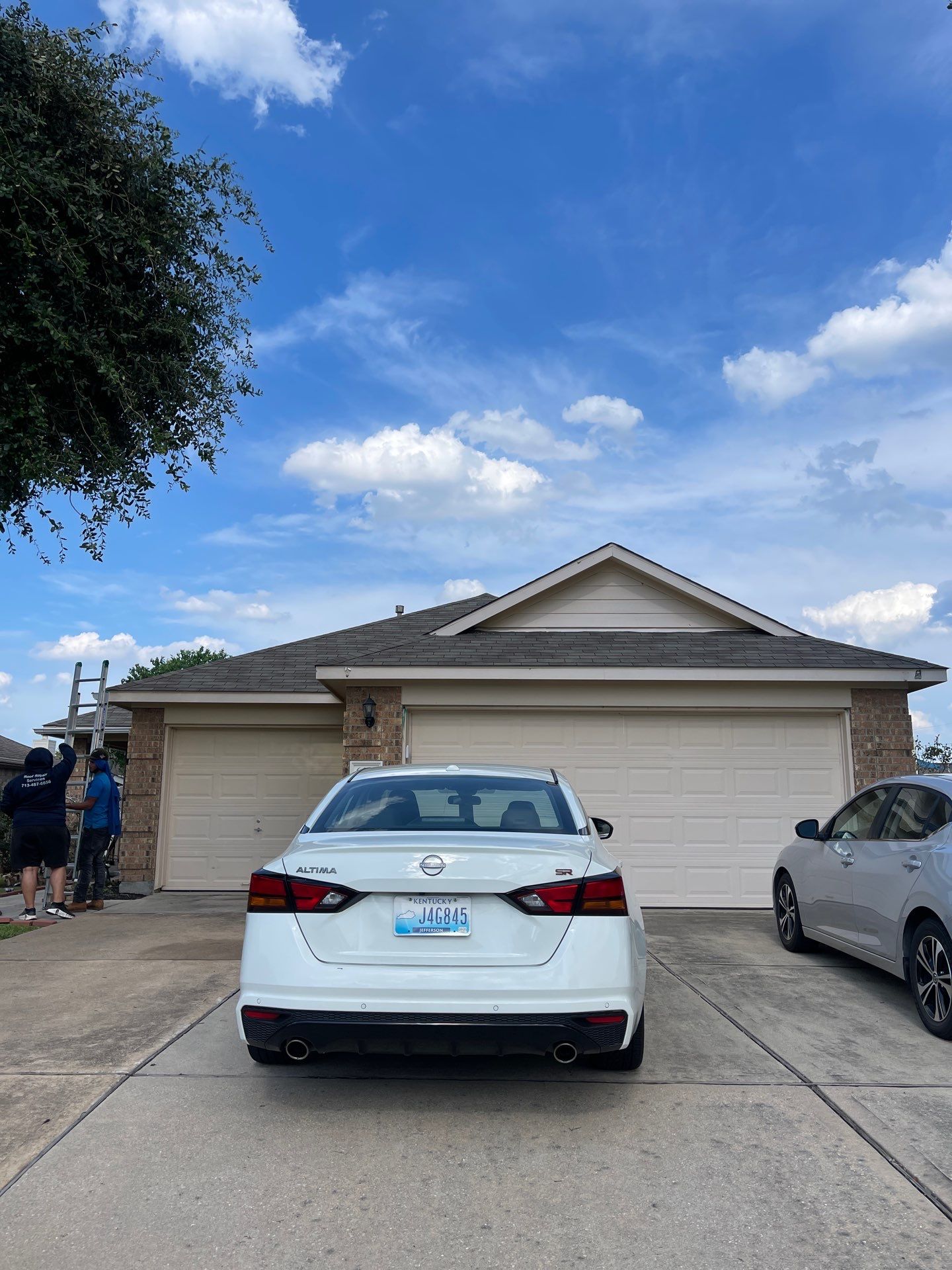 Hail Damage using Owen's Corning Duration (Lifetime) Shingles by Roof Repair Company