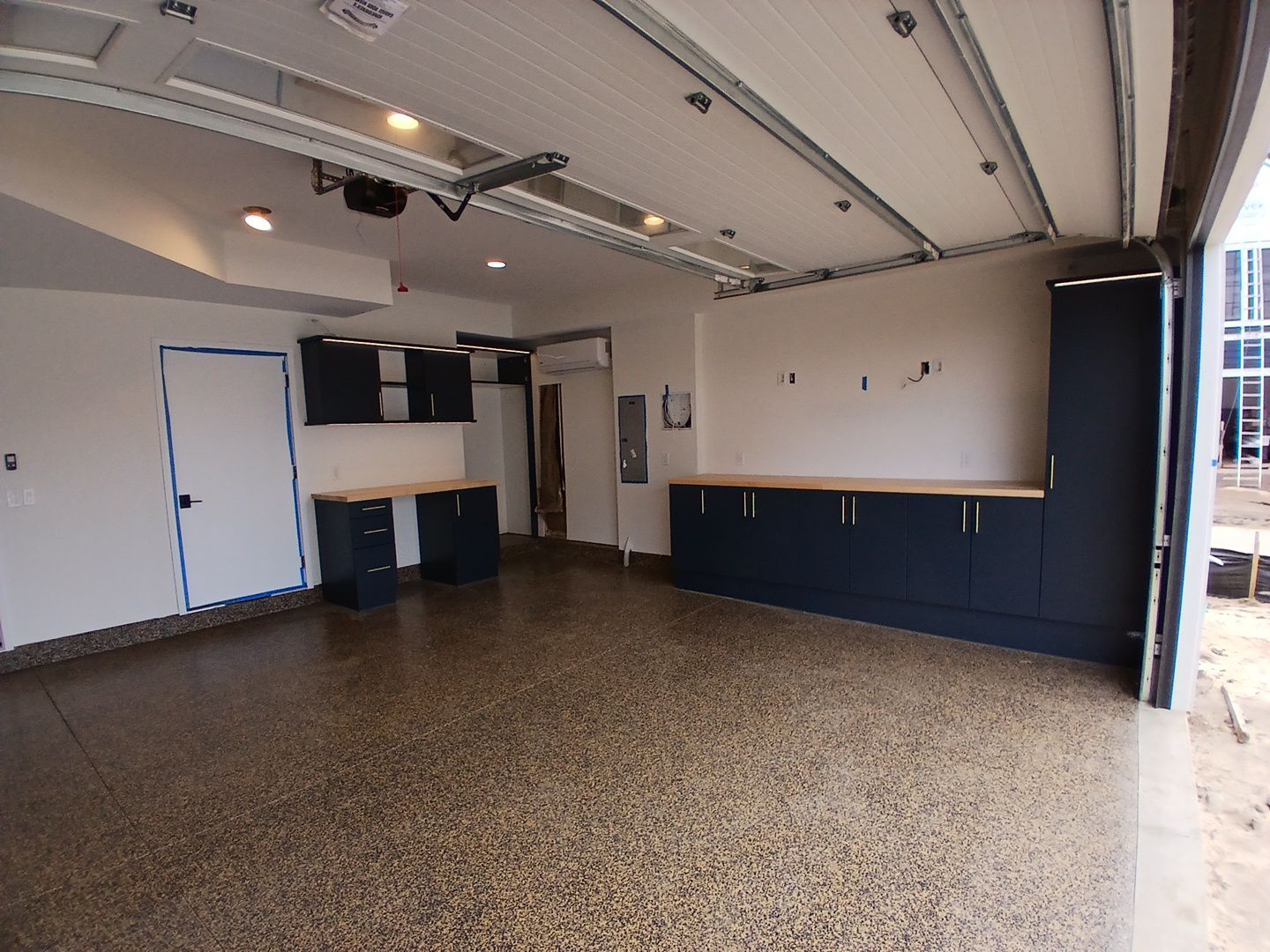 Project by Innovative Spaces / Innovative Concrete Coatings by Innovative Spaces / Innovative Concrete Coatings
