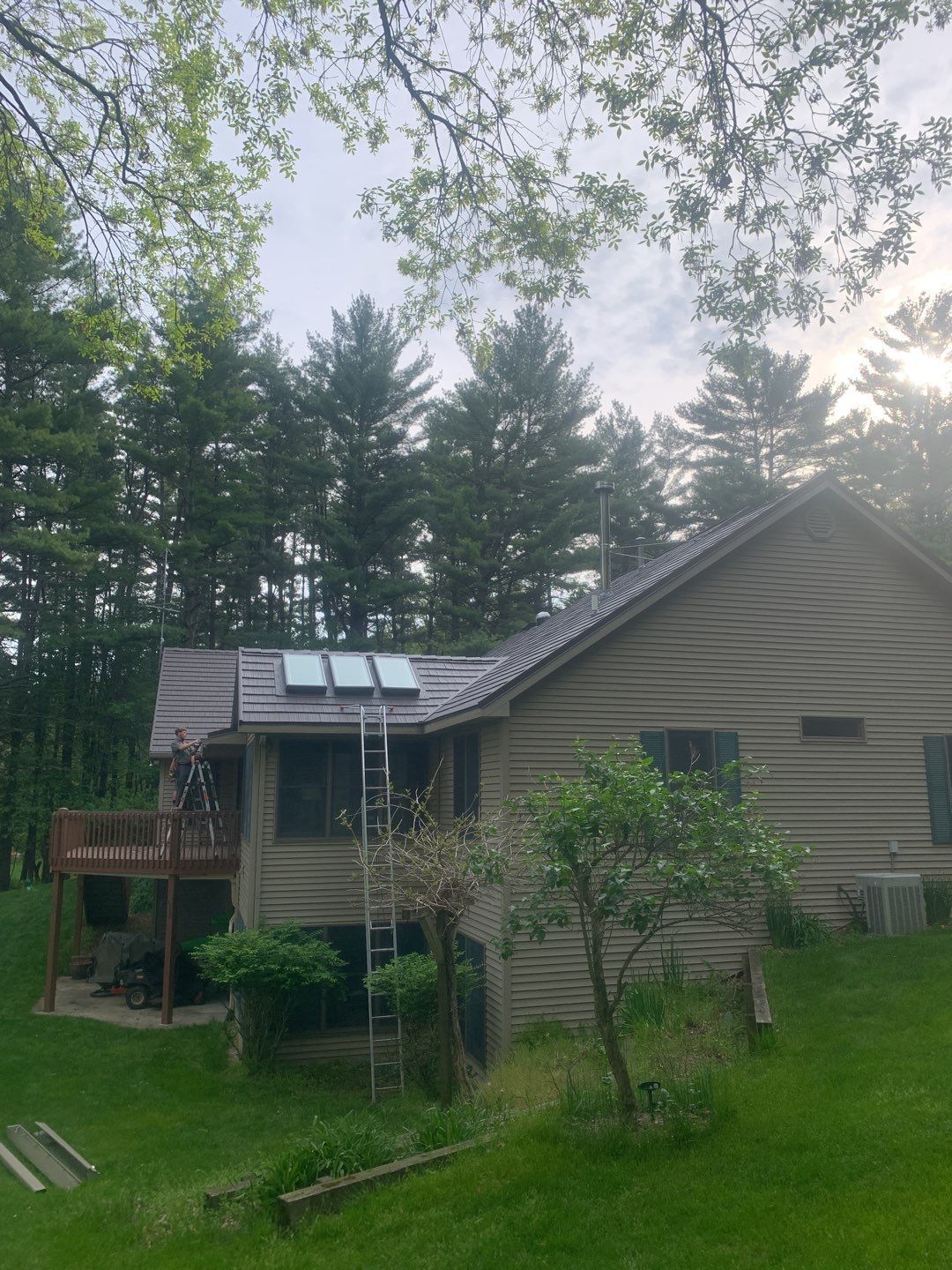 Residential Roofing Installation using Vic West Cedar Creek Shake by 4Ever Metal Roofing