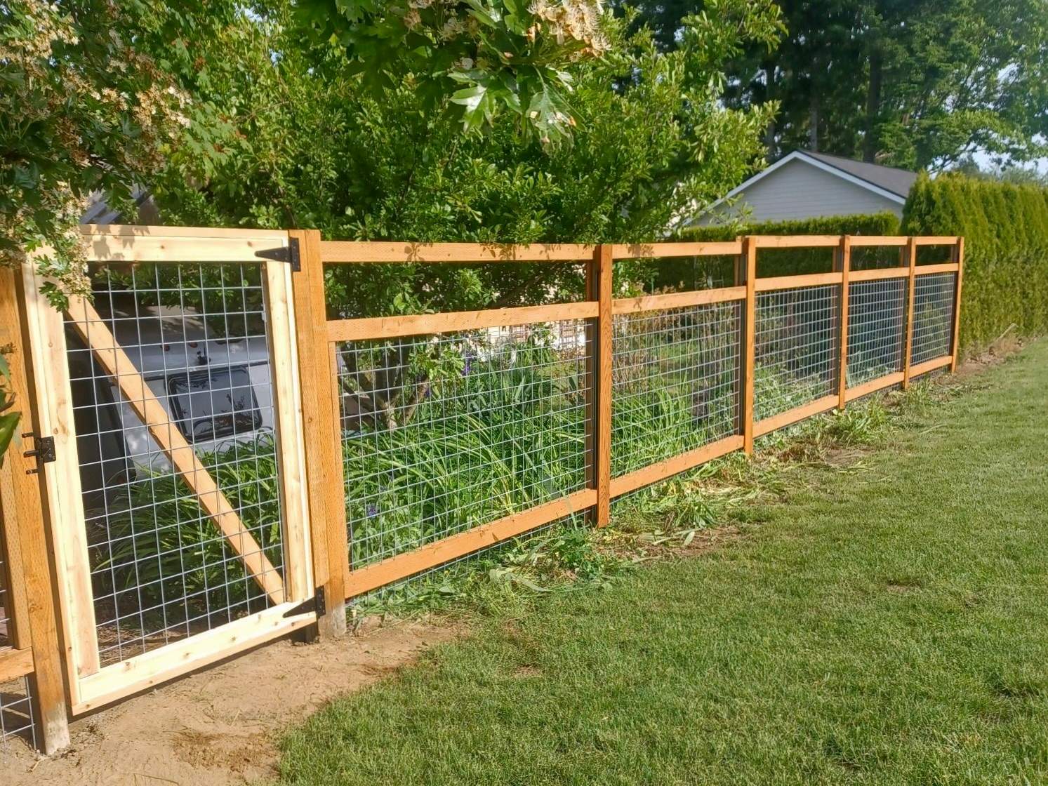Gardenia Showcase by Fence Brothers LLC