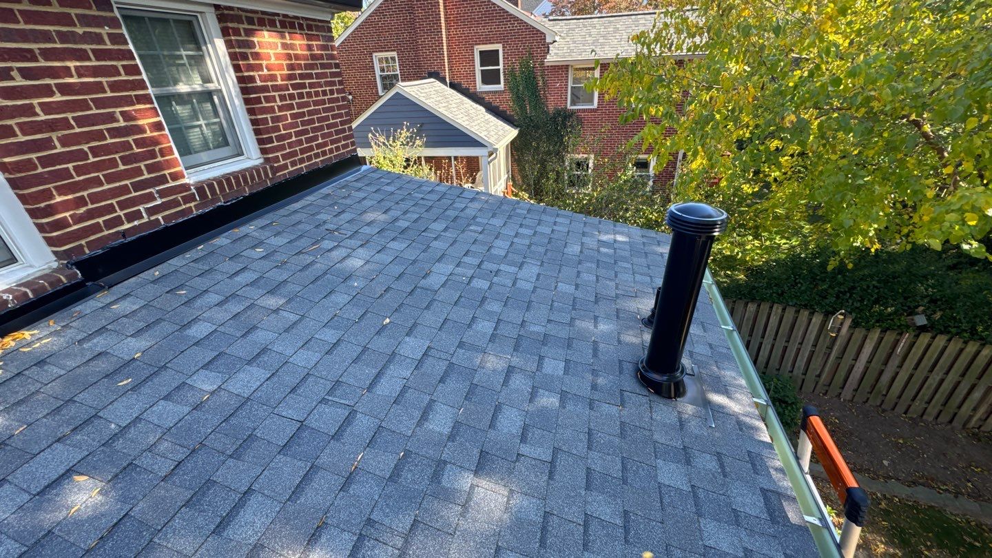 Arlington: Residential Roof Replacement With CertainTeed Landmark Designer Shingles in Georgetown Gray by RM Banning, Inc.