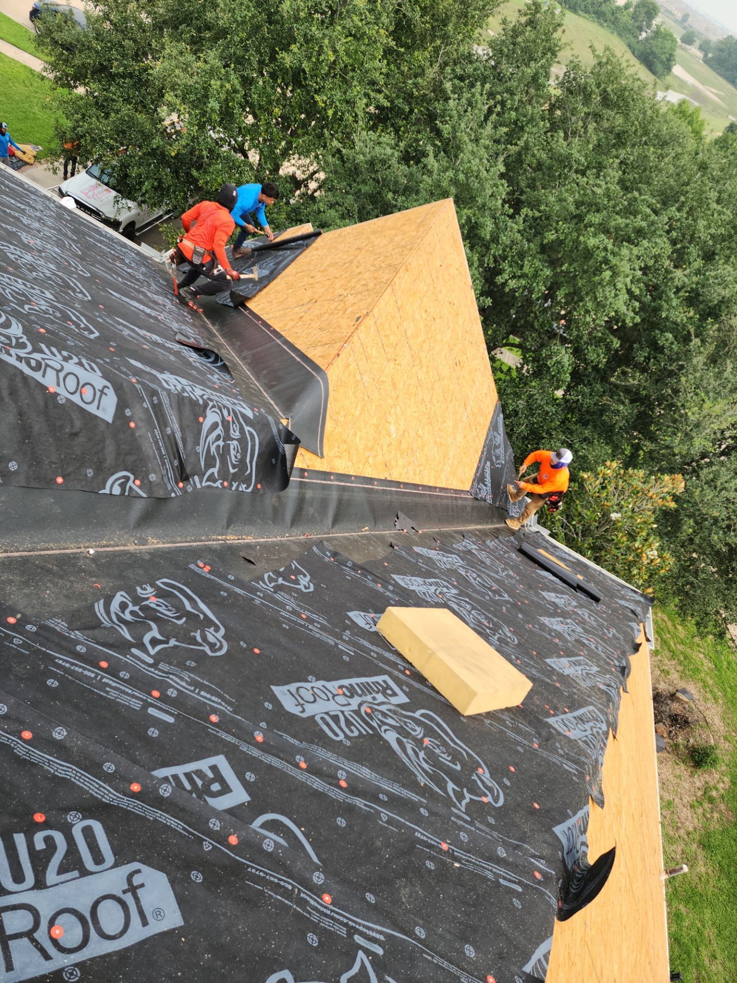 Residential Roofing Installation using Owen's Corning Duration (Lifetime) Shingles by Roof Repair Company