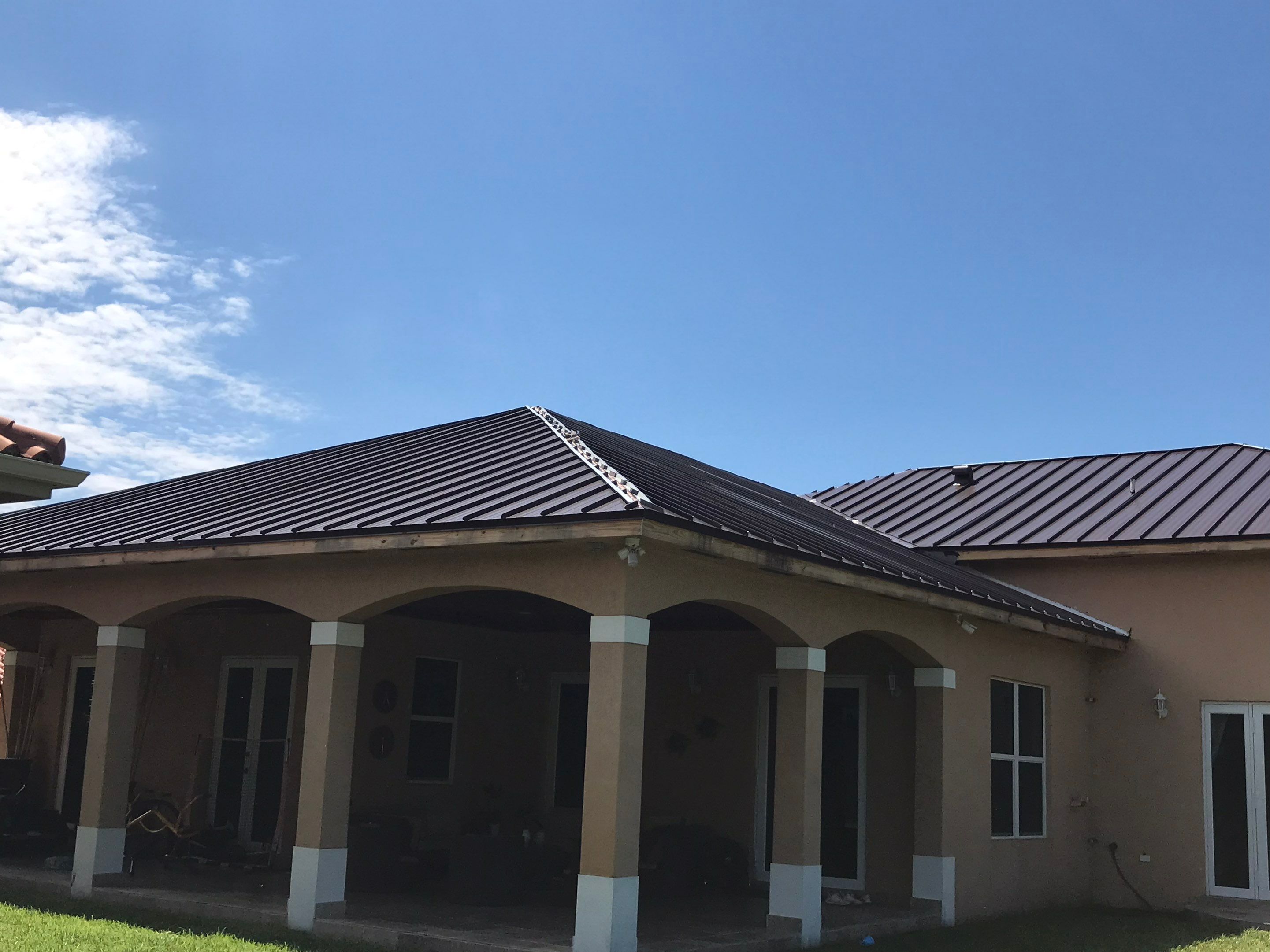 Metal Roof - Galvalume - Mansard Brown by Istueta Roofing