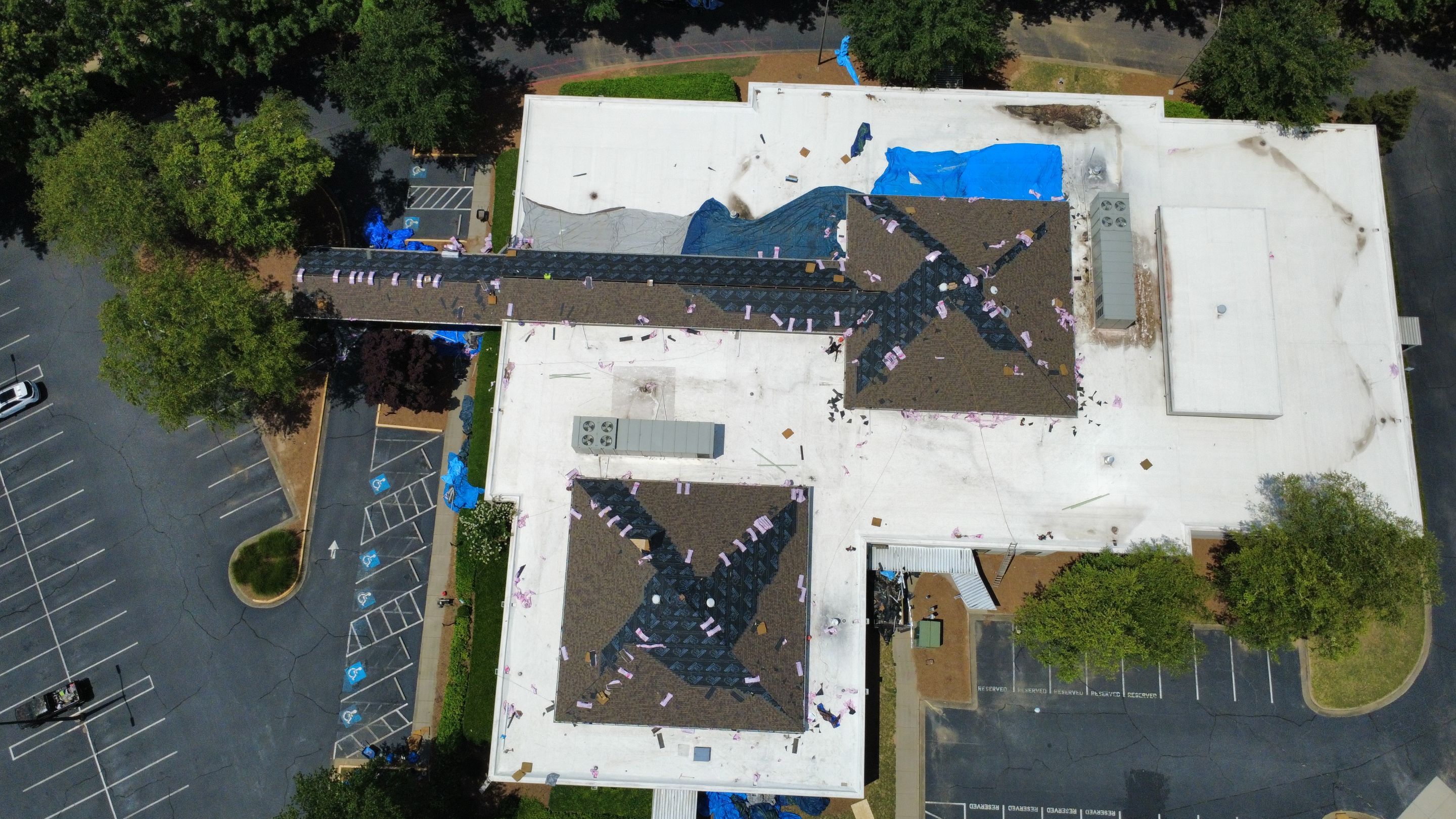 Towne Lake Medical by Arac Roof It Forward