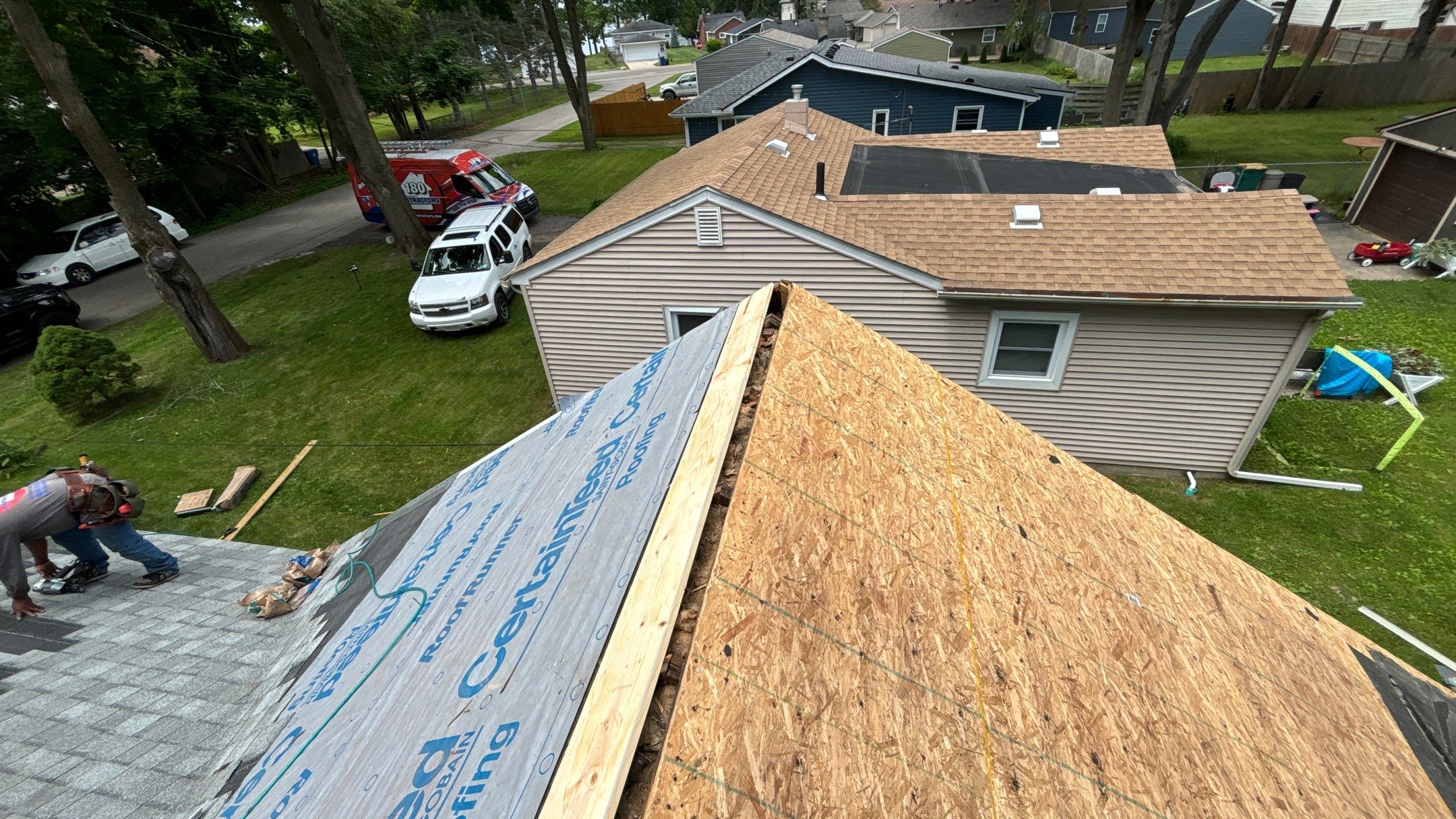 Roof Replacement using CertainTeed Landmark by 180 Contractors