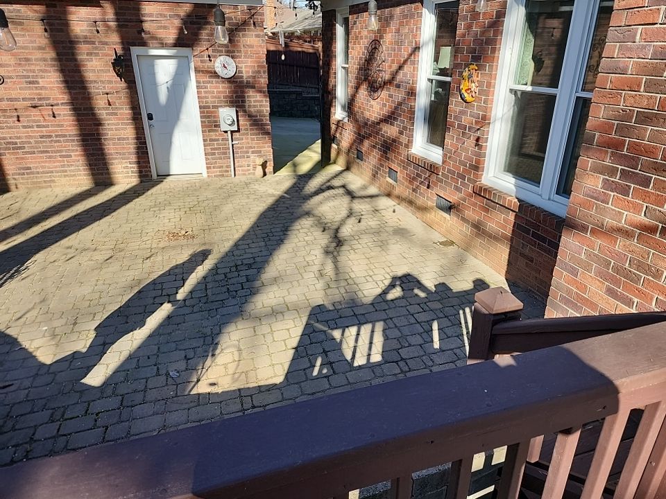 House Wash using cleaner by Power Wash Masters LLC