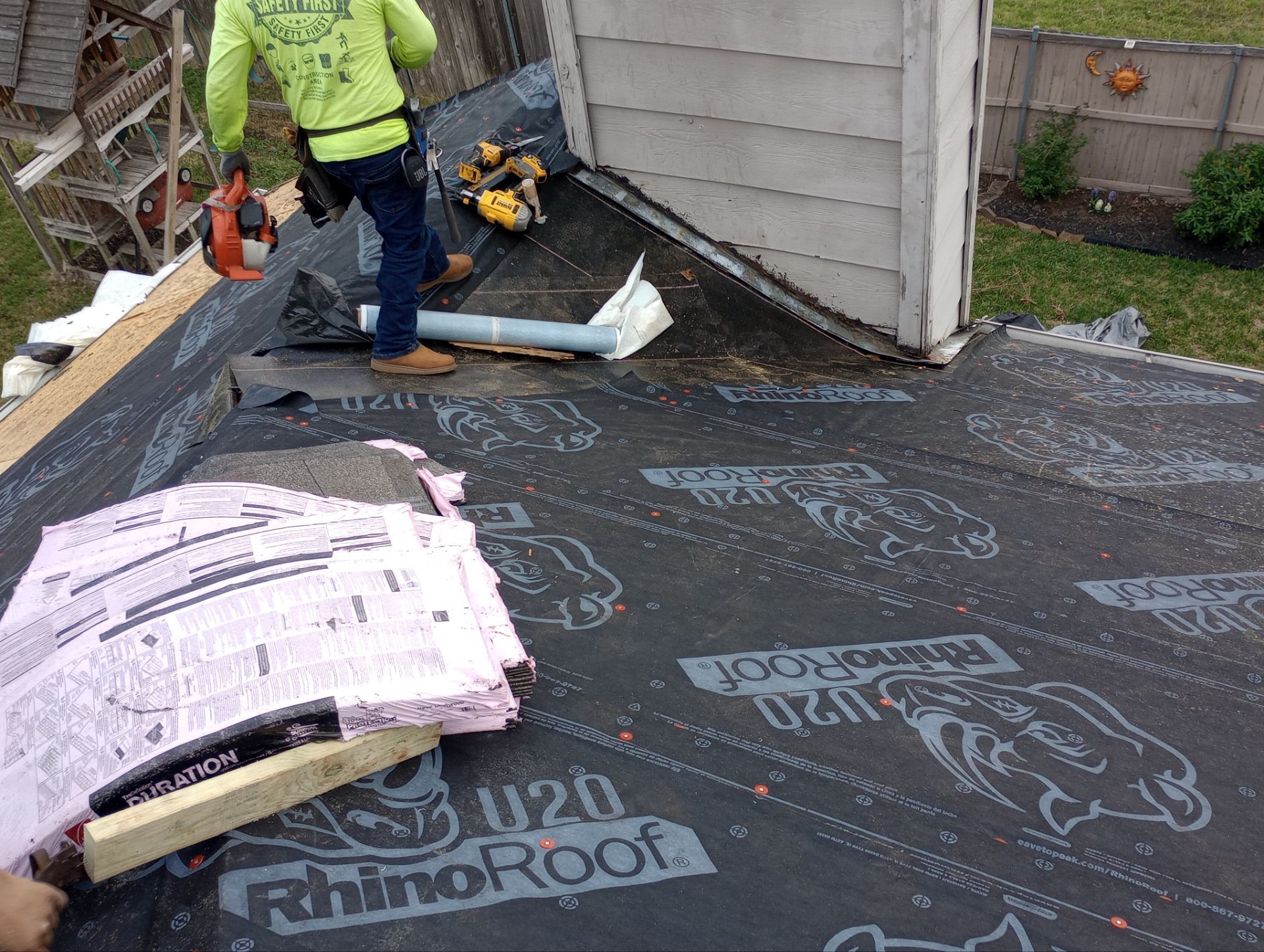 Residential Roofing Installation using Owen's Corning Duration (Lifetime) Shingles by Roof Repair Company