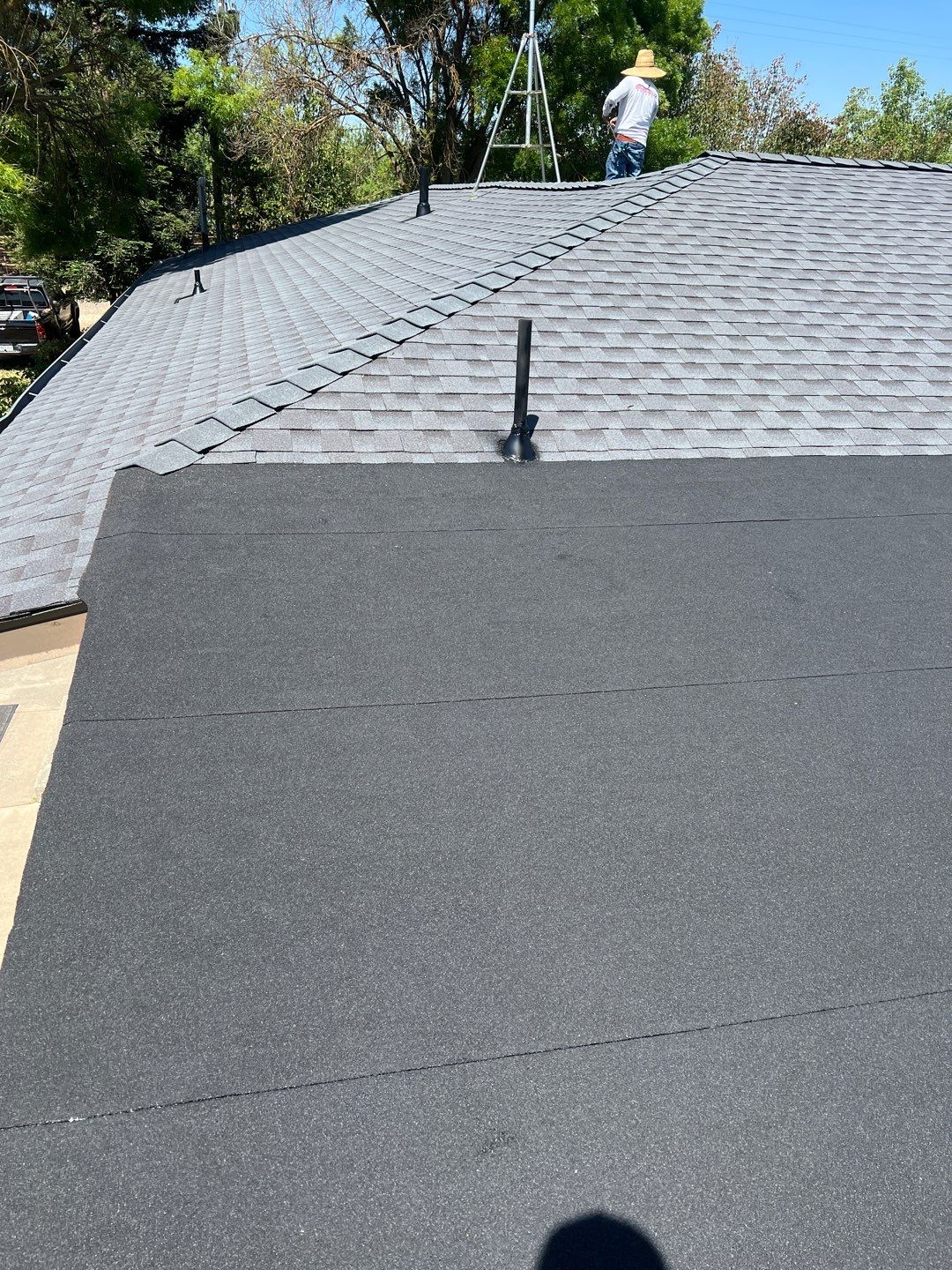 GAF Timberline HDZ-RS shingle project by Straight Edge Roofing Inc