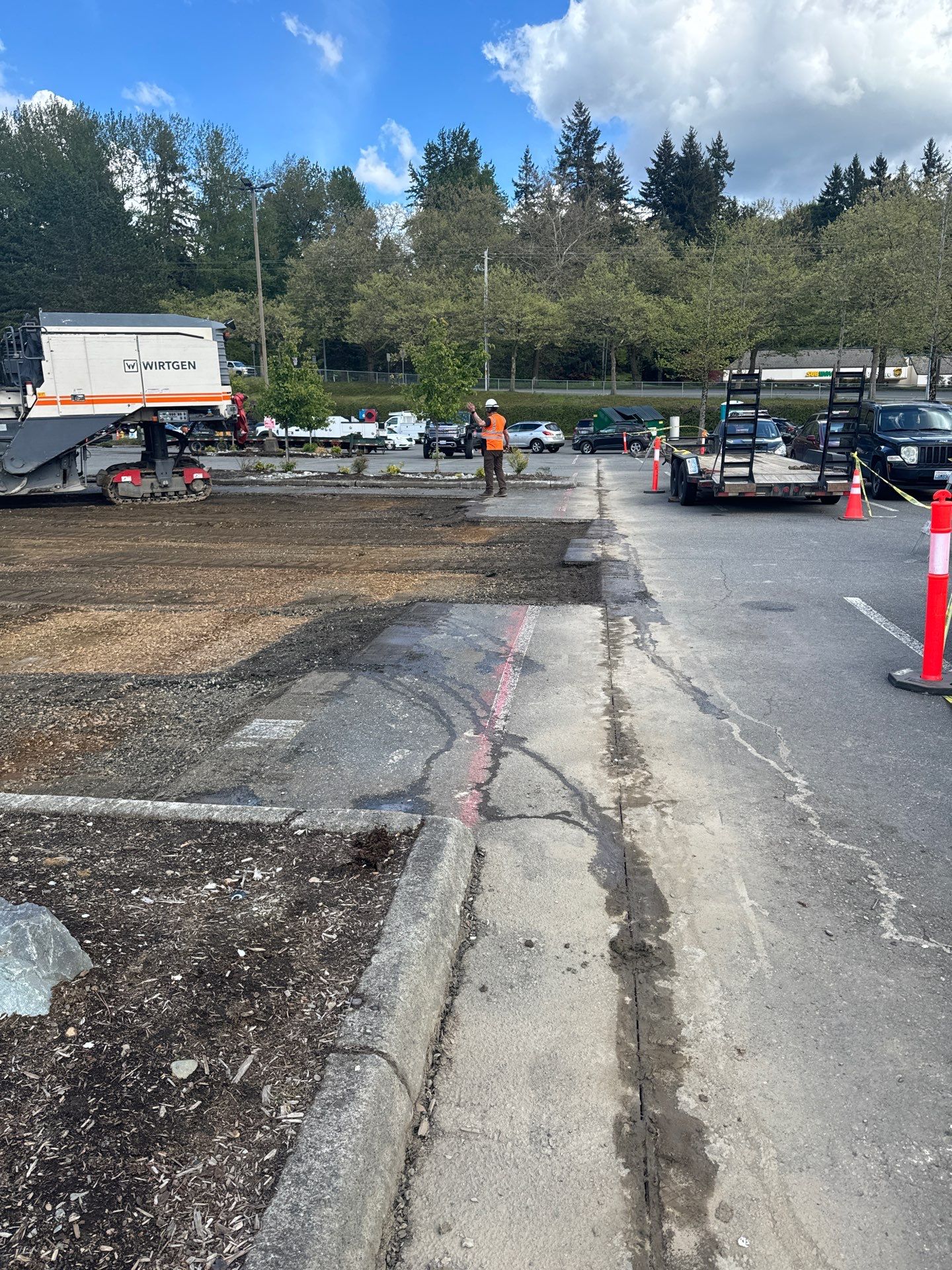 Colliers - Woodinville New Asphalt Parking Lot by Jireh Asphalt & Concrete Inc 