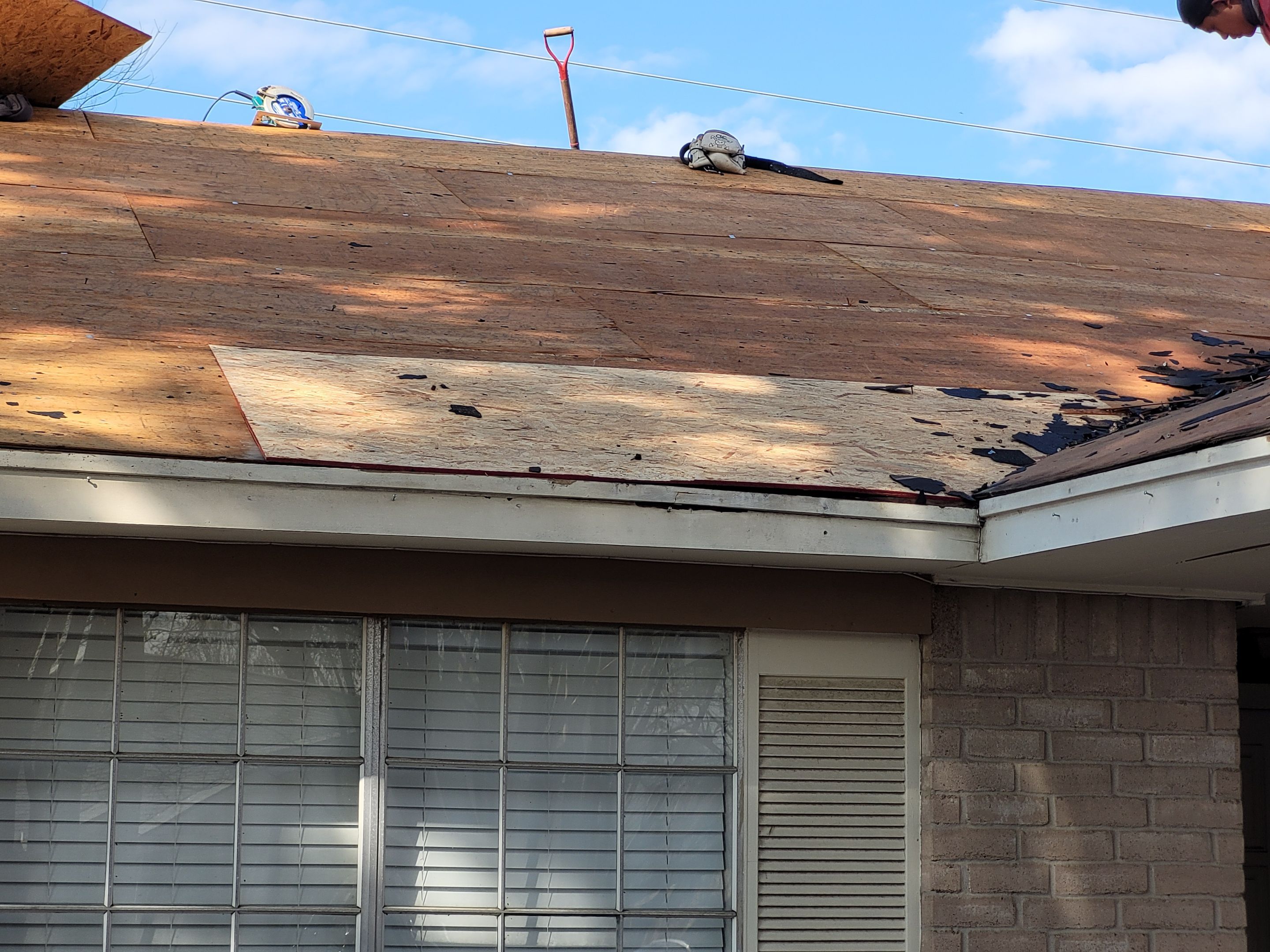 SureStart PLUS 4-STAR Warranty Fully covers materials, labor, tear-off and disposal expenses in years 1-50. by Roof Concepts Construction
