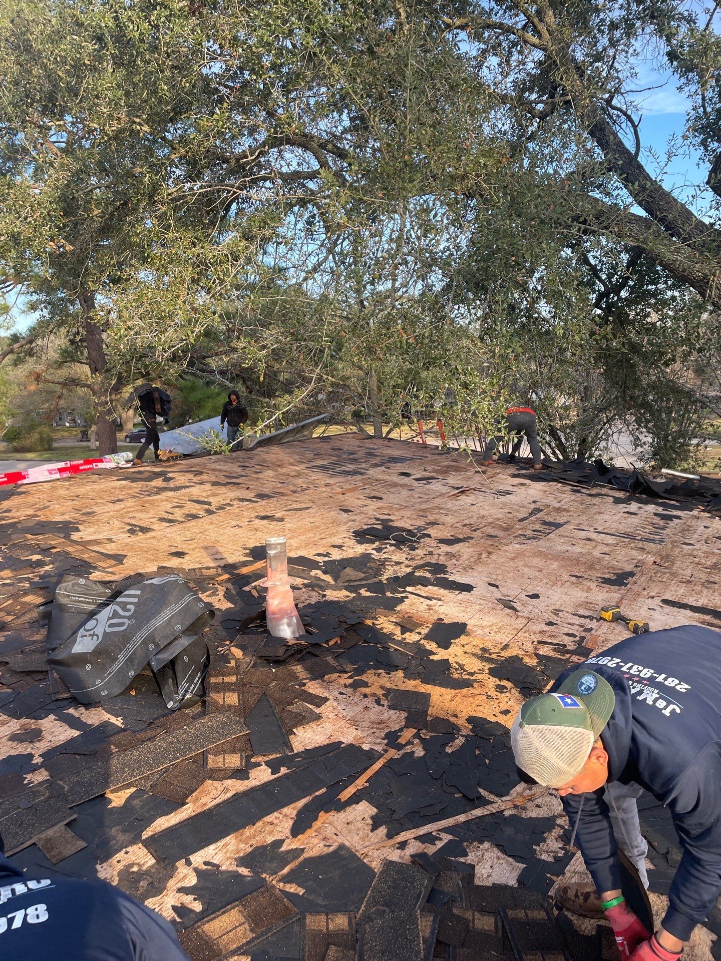 Roof Replacement Houston by Roof Repair Company