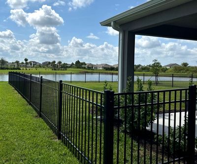 Aluminum Fence Installation using 3 Rail Aluminum Fence