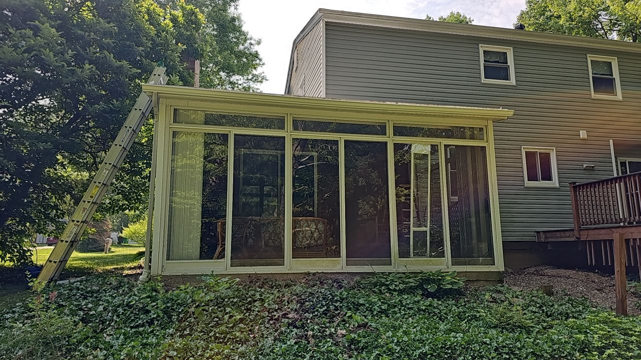 ATLAS PINNACLE HP W/SCOTCHGARD COLOR: HEARTHSTONE  by Eagle Eye Roofing