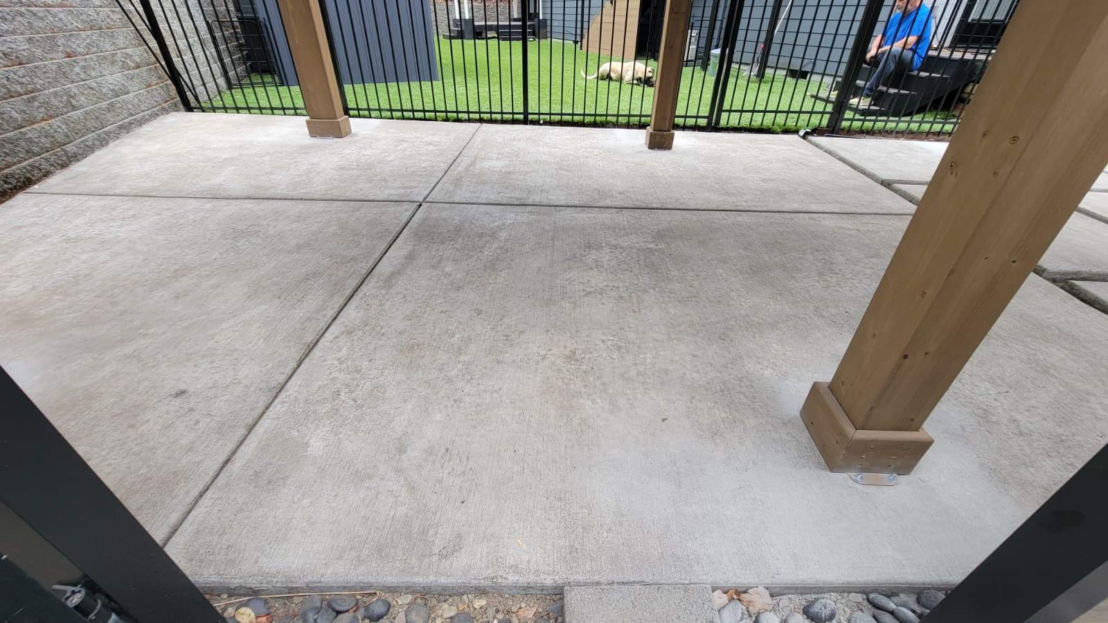 Patio Vuba Mac with Vuba topper Poseidon by Concrete Coating Experts Inc.