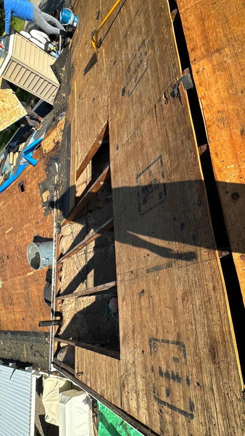 Roof Replacement using CertainTeed Landmark by 180 Contractors