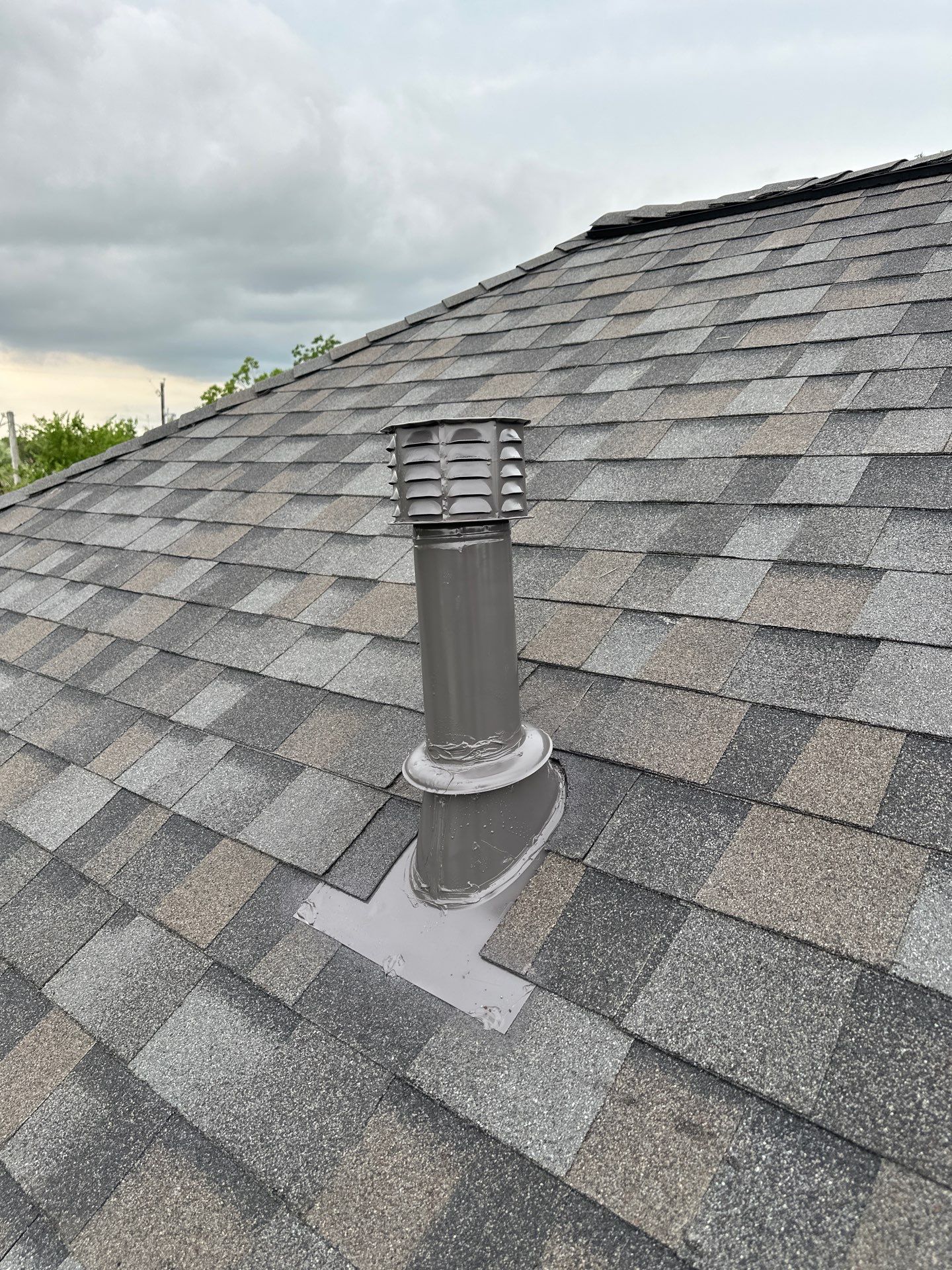 Owens Corning Duration | Willamsburg Grey by Motion Roofing