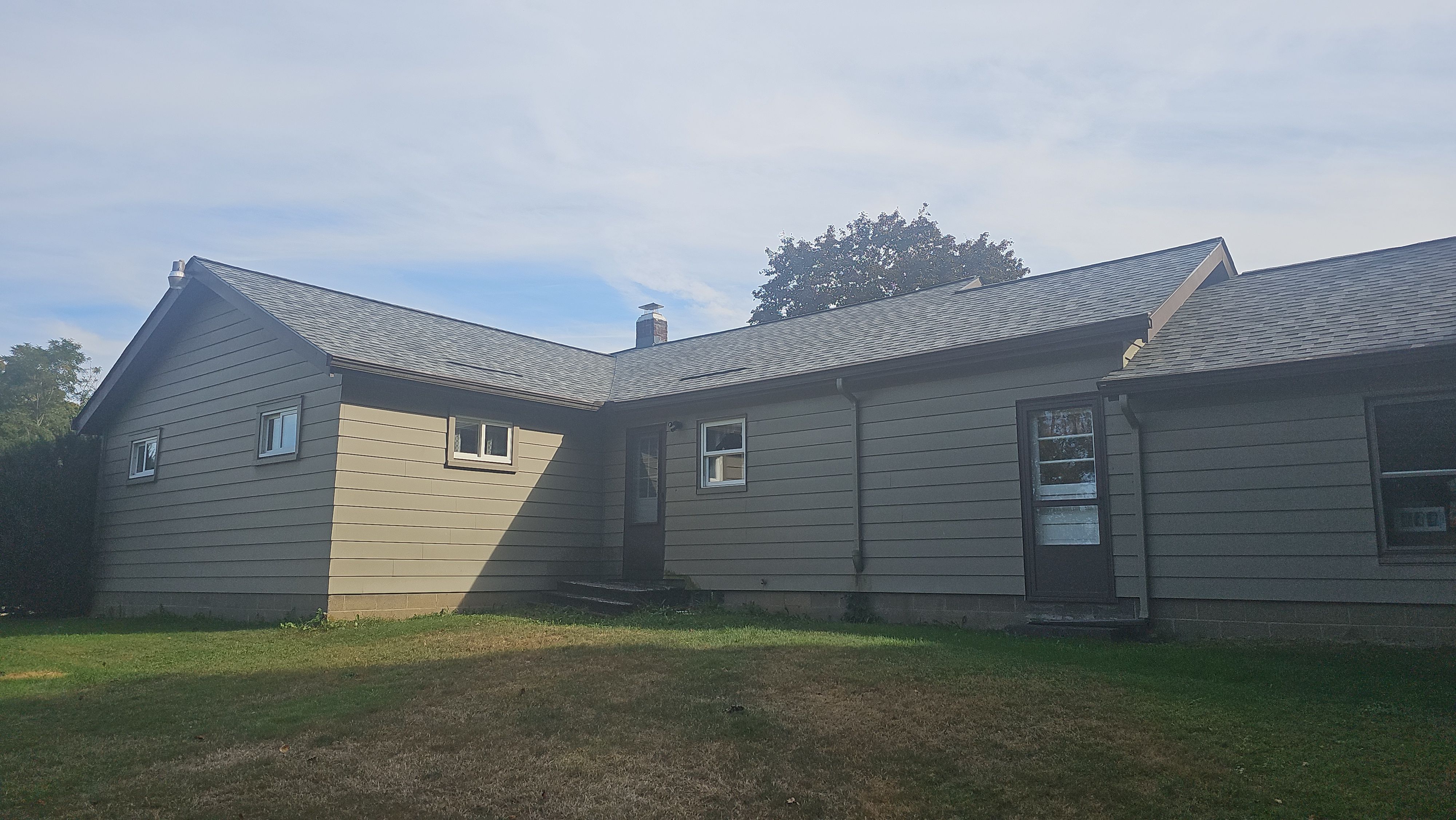 Atlas Pinnacle, Color, Hearthstone, Drip Edge Color, Musket Brown by Eagle Eye Roofing
