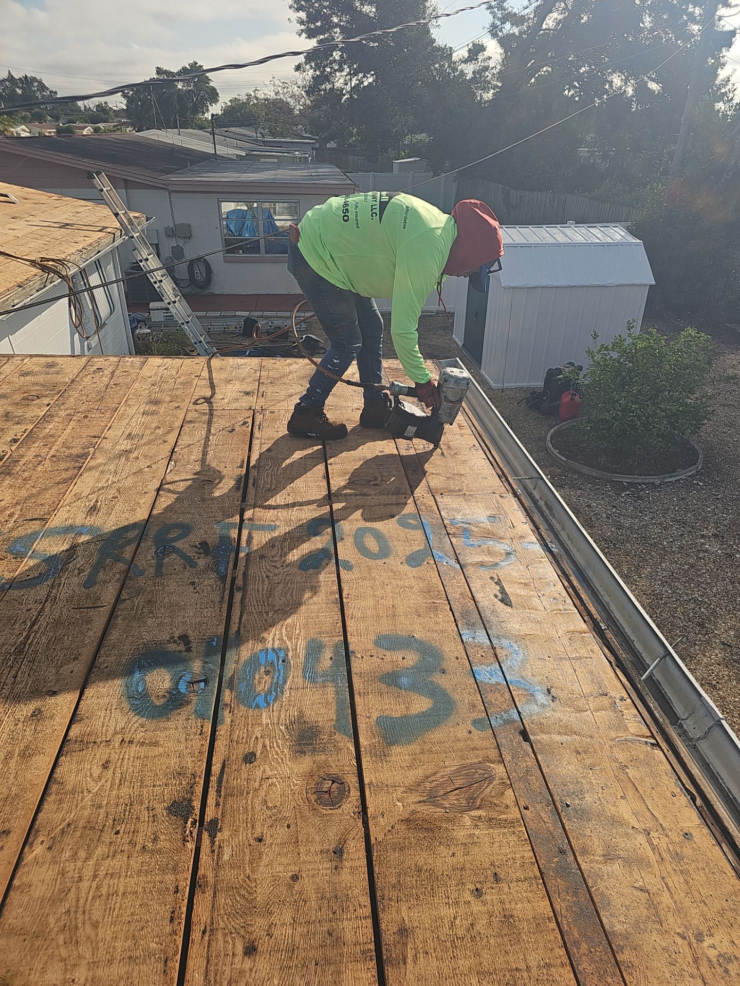 Project in Holiday 34690 by Mitchell Roofing Company LLC 