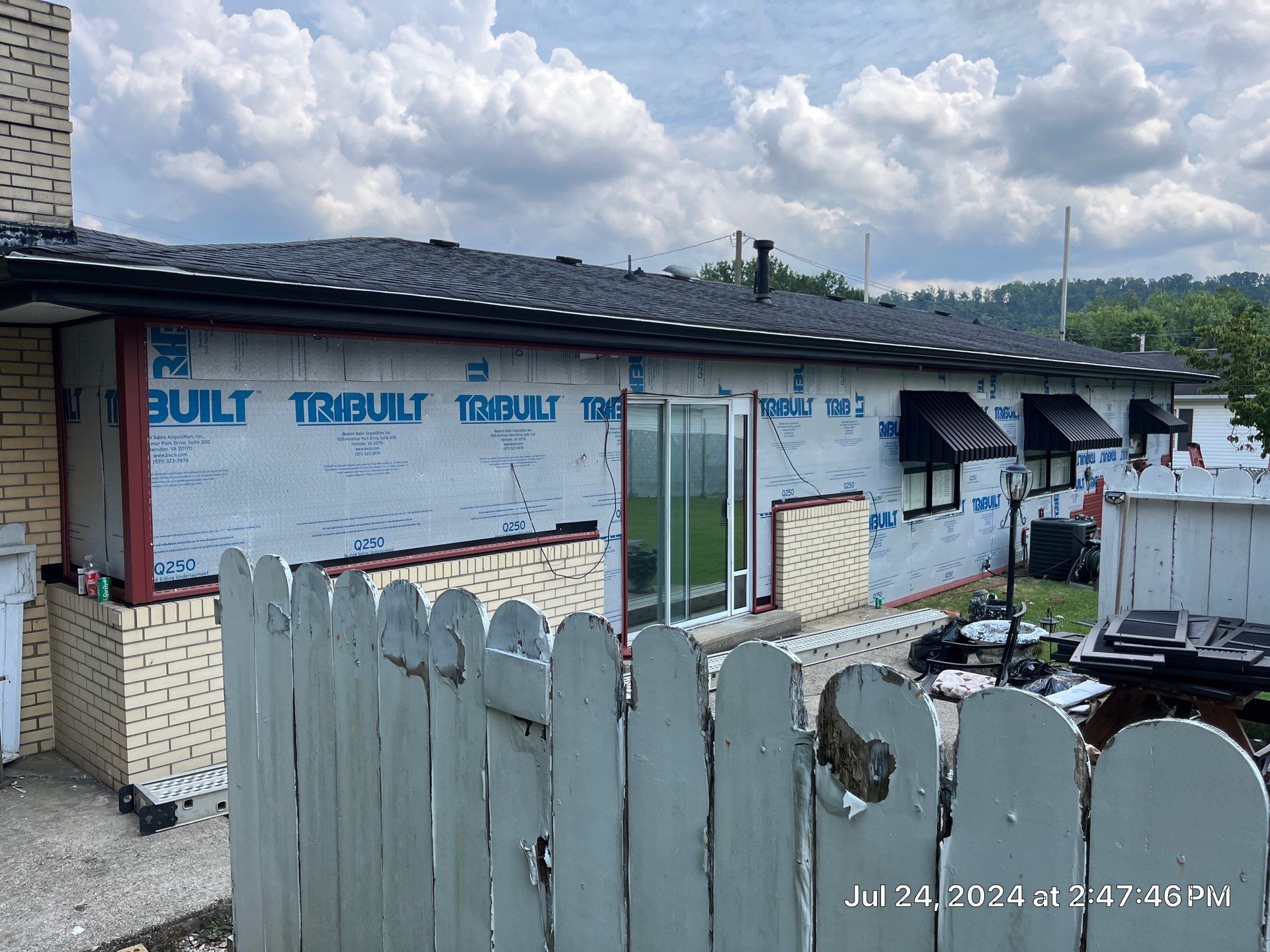 Siding Installation using Mastic Plygem Carvedwood by Fahey Roofing + Contracting