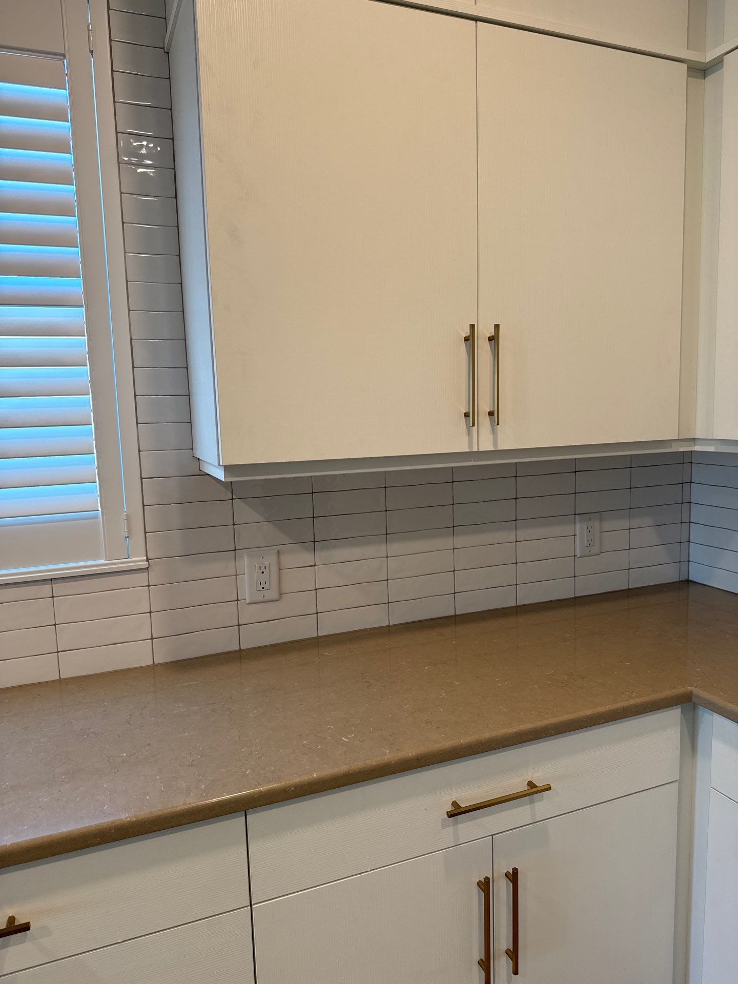 Backsplash Kitchen Tile by Vrmmm Flooring