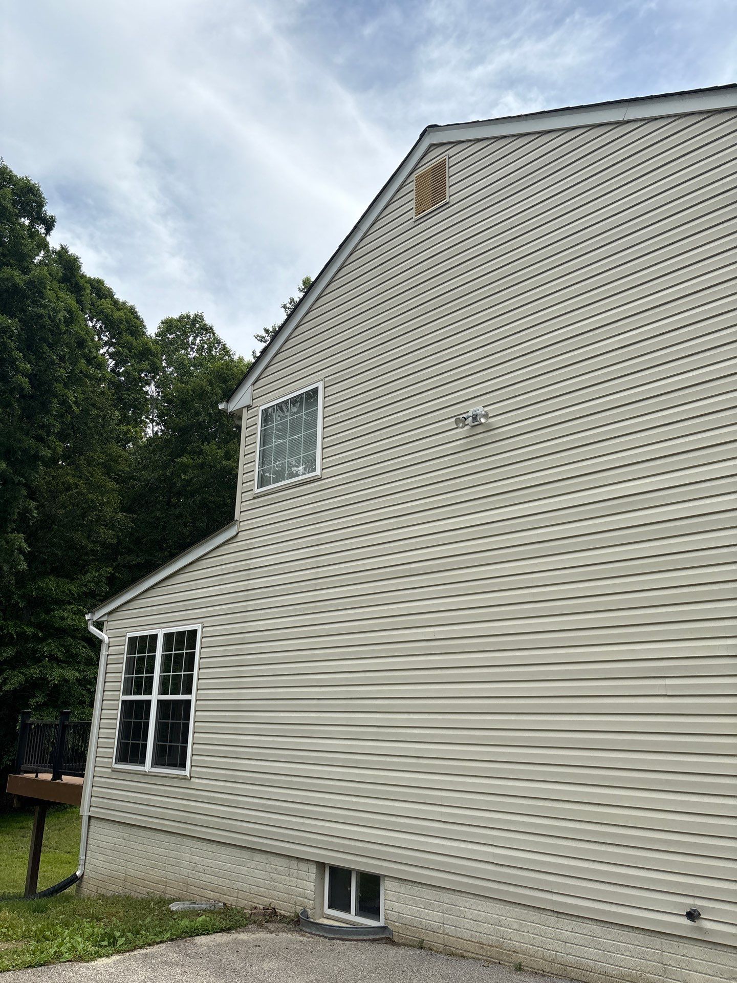 Siding Installation using Vinyl CertainTeed Main Street by ExteriorPros