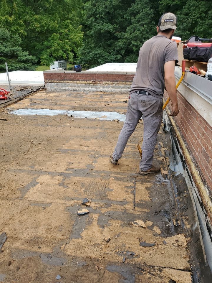 Lakeshore UMC by Absolute Roofing and Construction