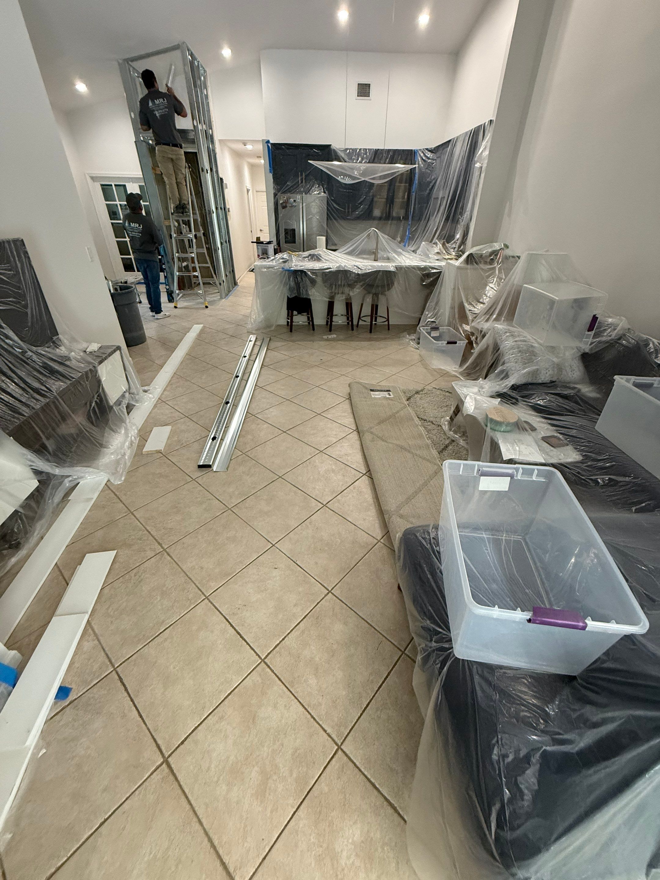 Master Bathroom, Main Floors & Powder Room - Delray Beach by Hevi Tile