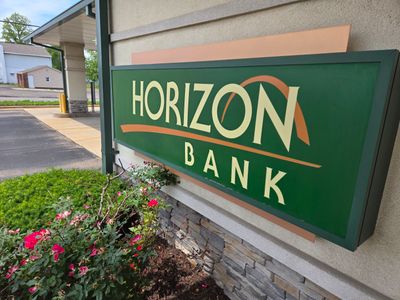 Horizon Bank Exterior Signage Maintenance and Lighting Service in Benton Harbor