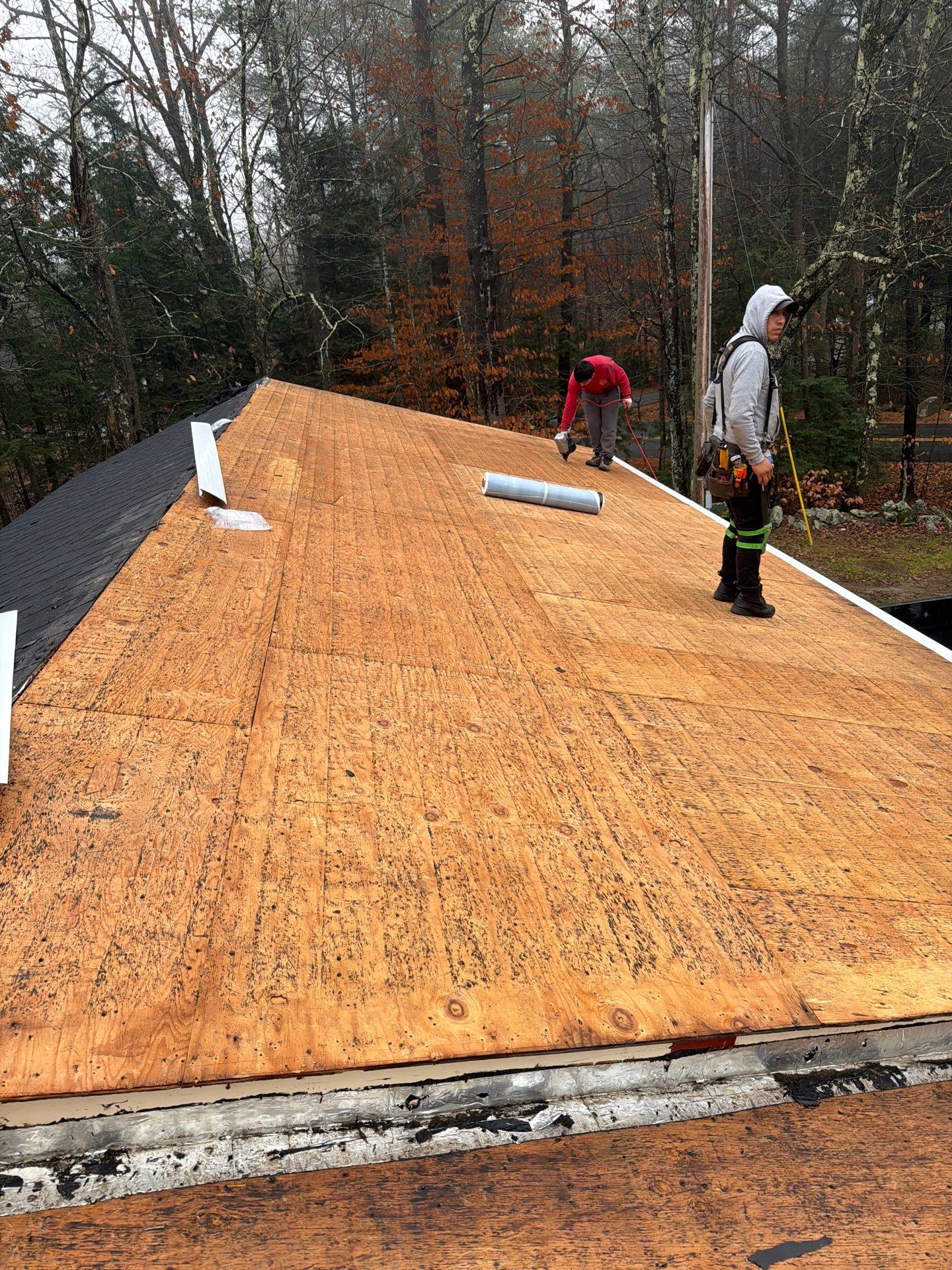 Lisbon Maine OC Roof install by Tall pine roofing