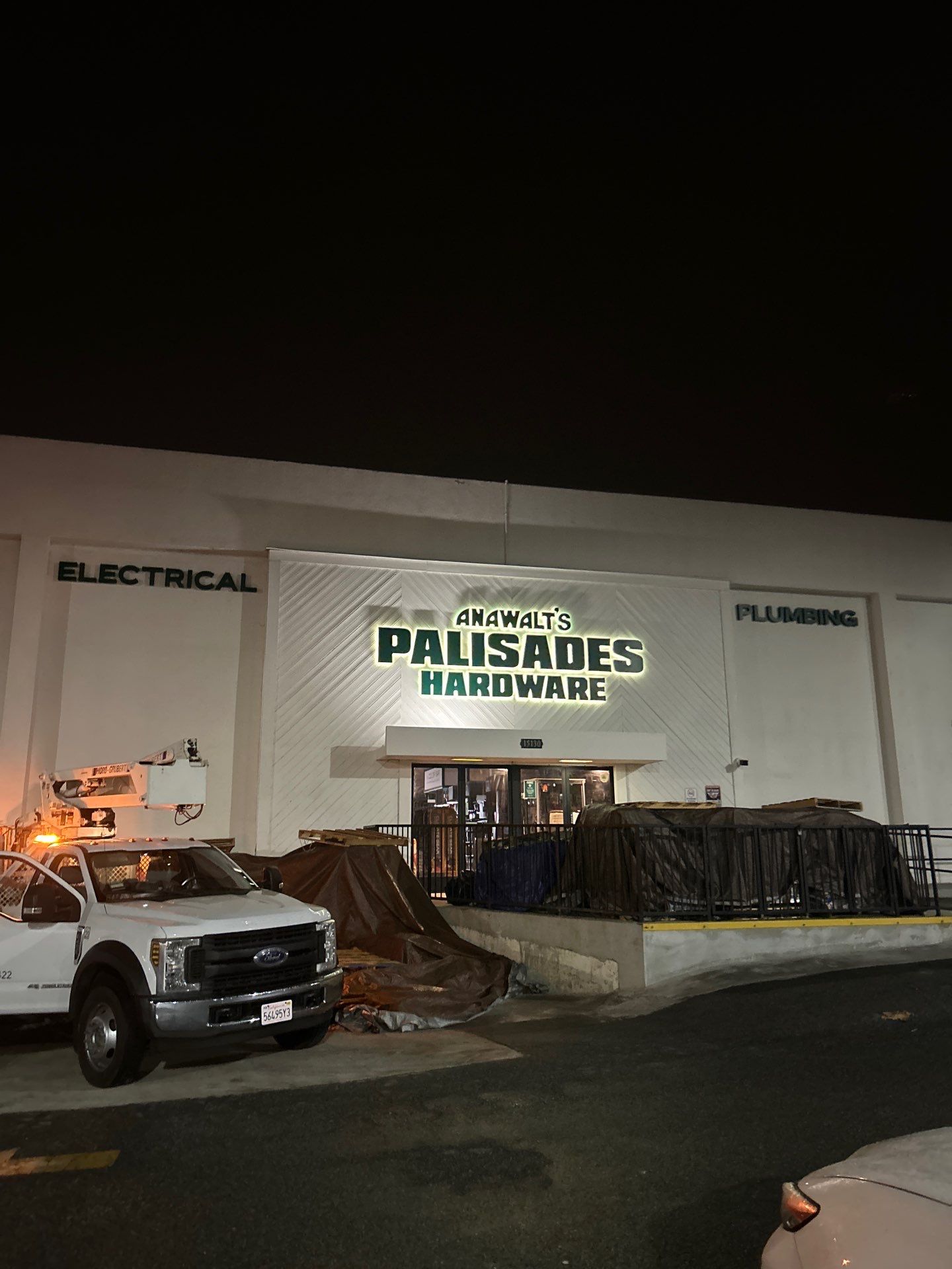 Project in Los Angeles by Golden State Signs