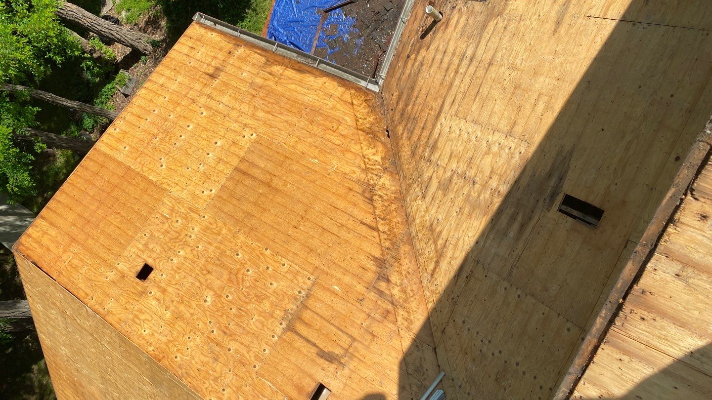 Siding Replacement using CertainTeed Restoration Classic D5 by 180 Contractors