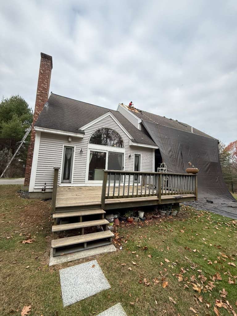 Groton Complete Roof Replacement with Onyx Black OakRidge Shingles by Mighty Dog Roofing of Greater Middlesex County