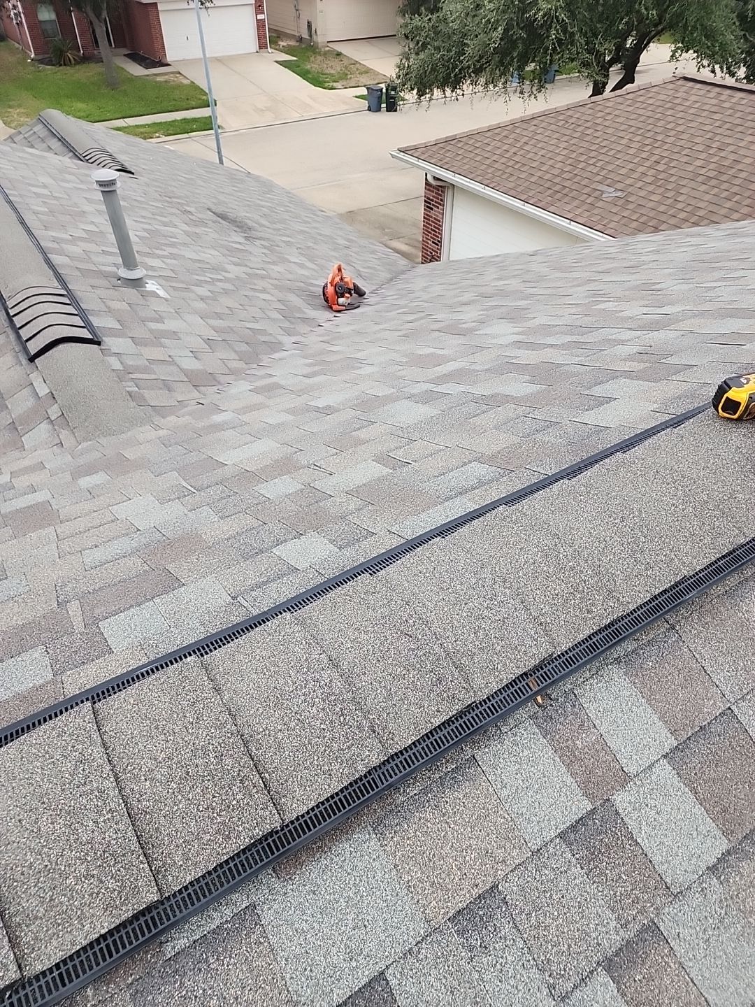 Residential Roofing Installation using Owen's Corning Duration (Lifetime) Shingles by Roof Repair Company