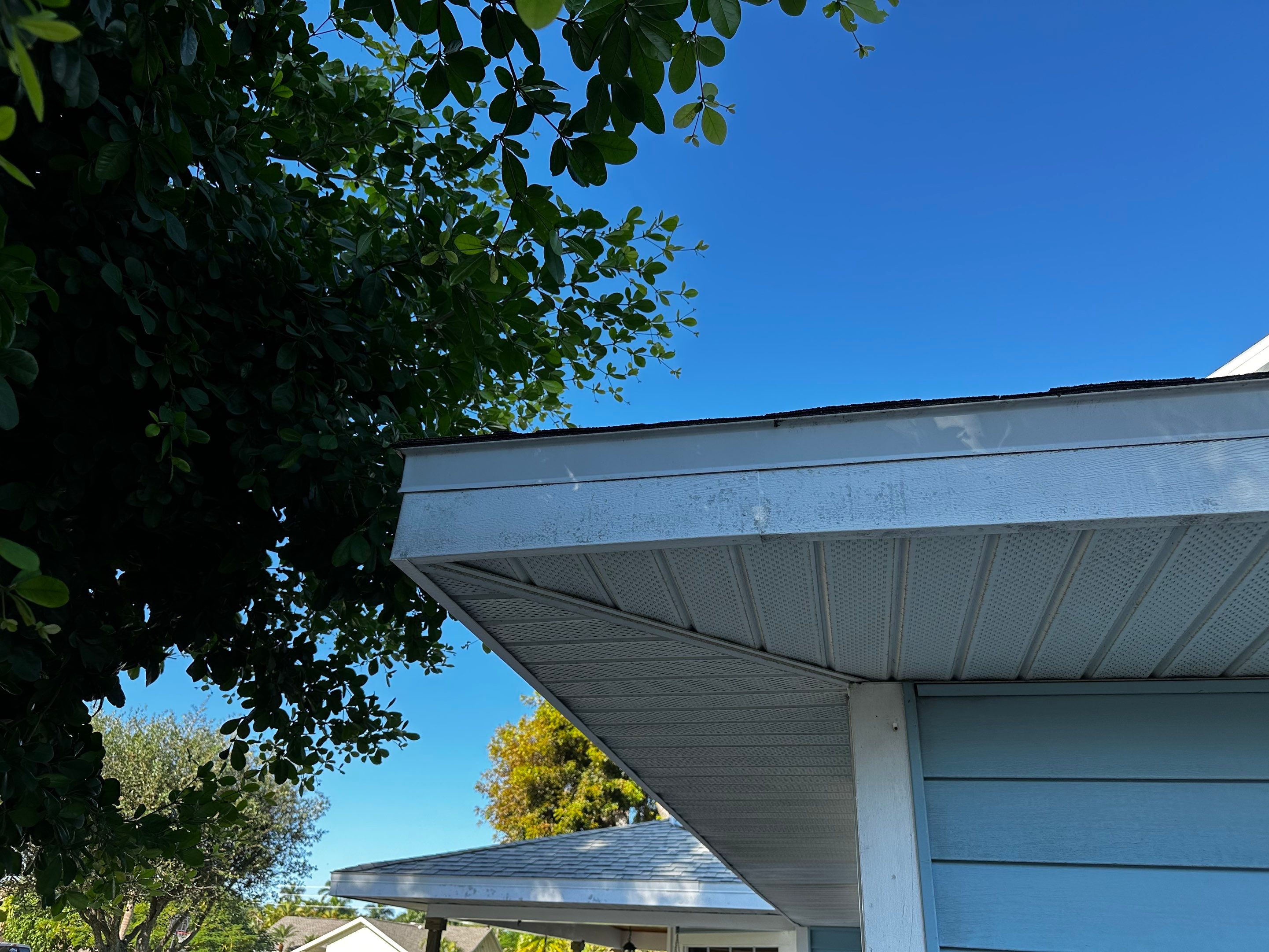 Splash Guard Gutters and 6-Inch Gutter installation in Fort Myers FL by Gutter Professors