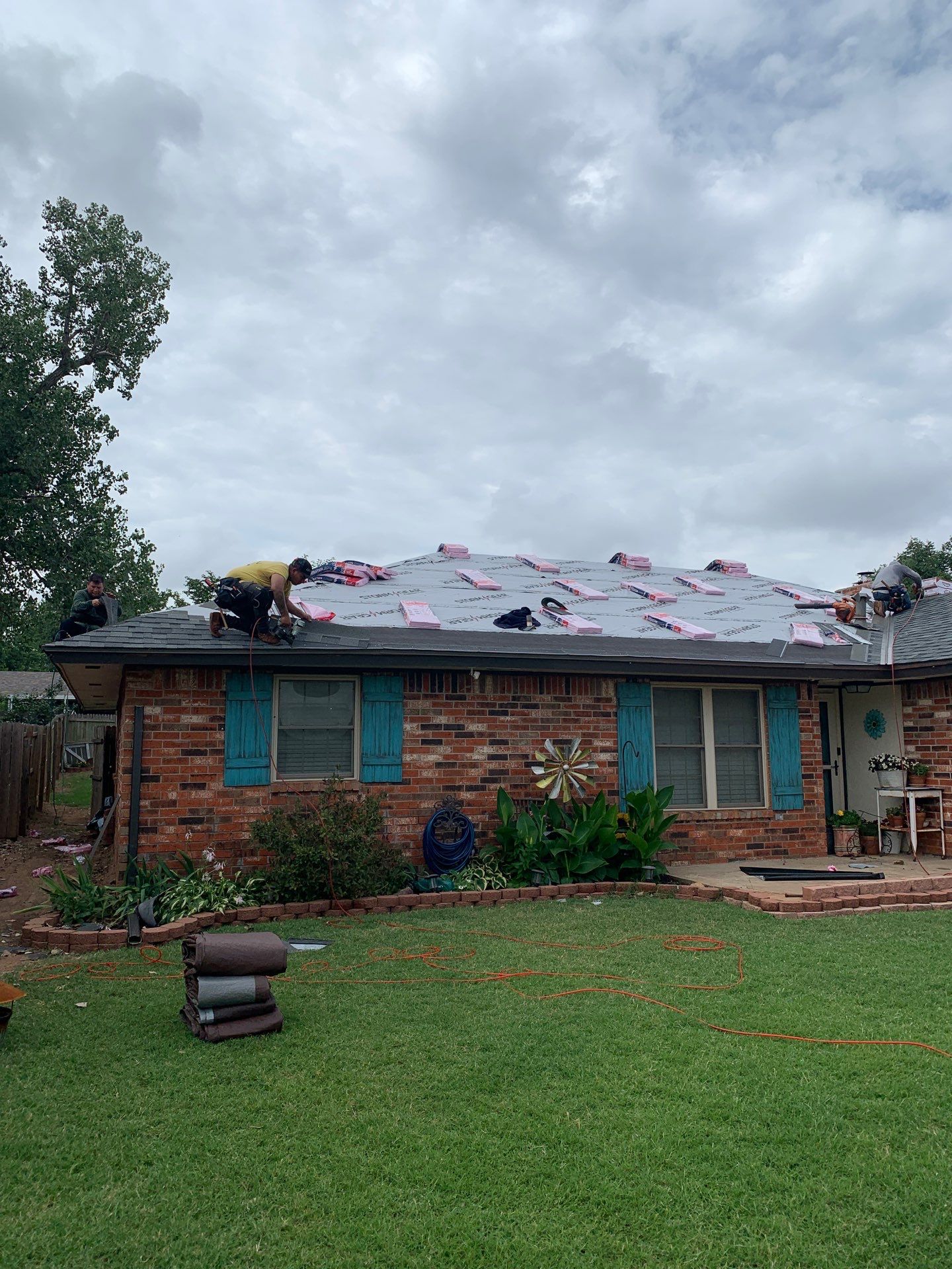 Residential Roofing Installation using Owens Corning by Castillo Roofing