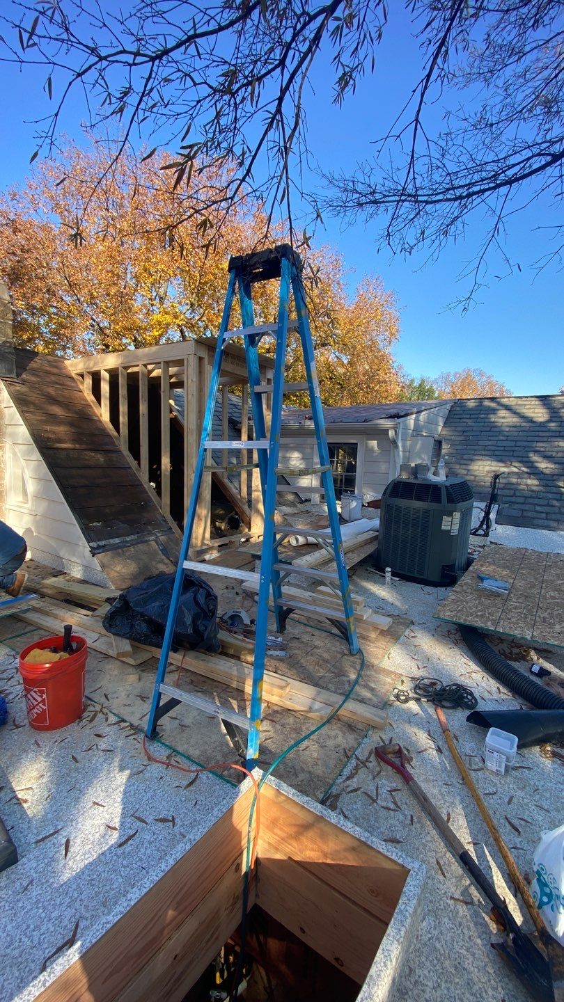 Home adition two floors house  by Jesus Master Handyman LLC 