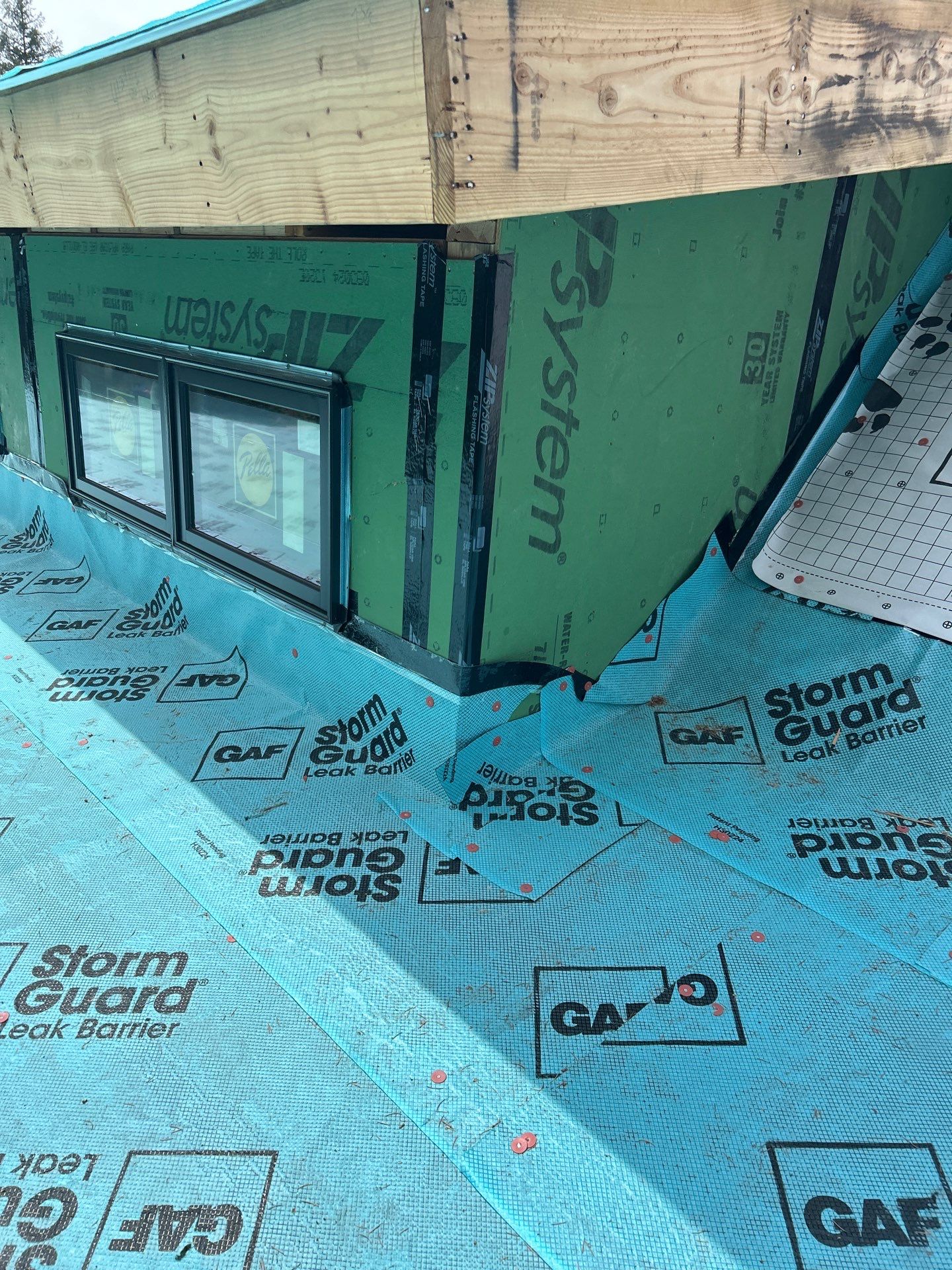 UHDZ Whitefish Hills - Weathered Wood by Montana Roofing Solutions