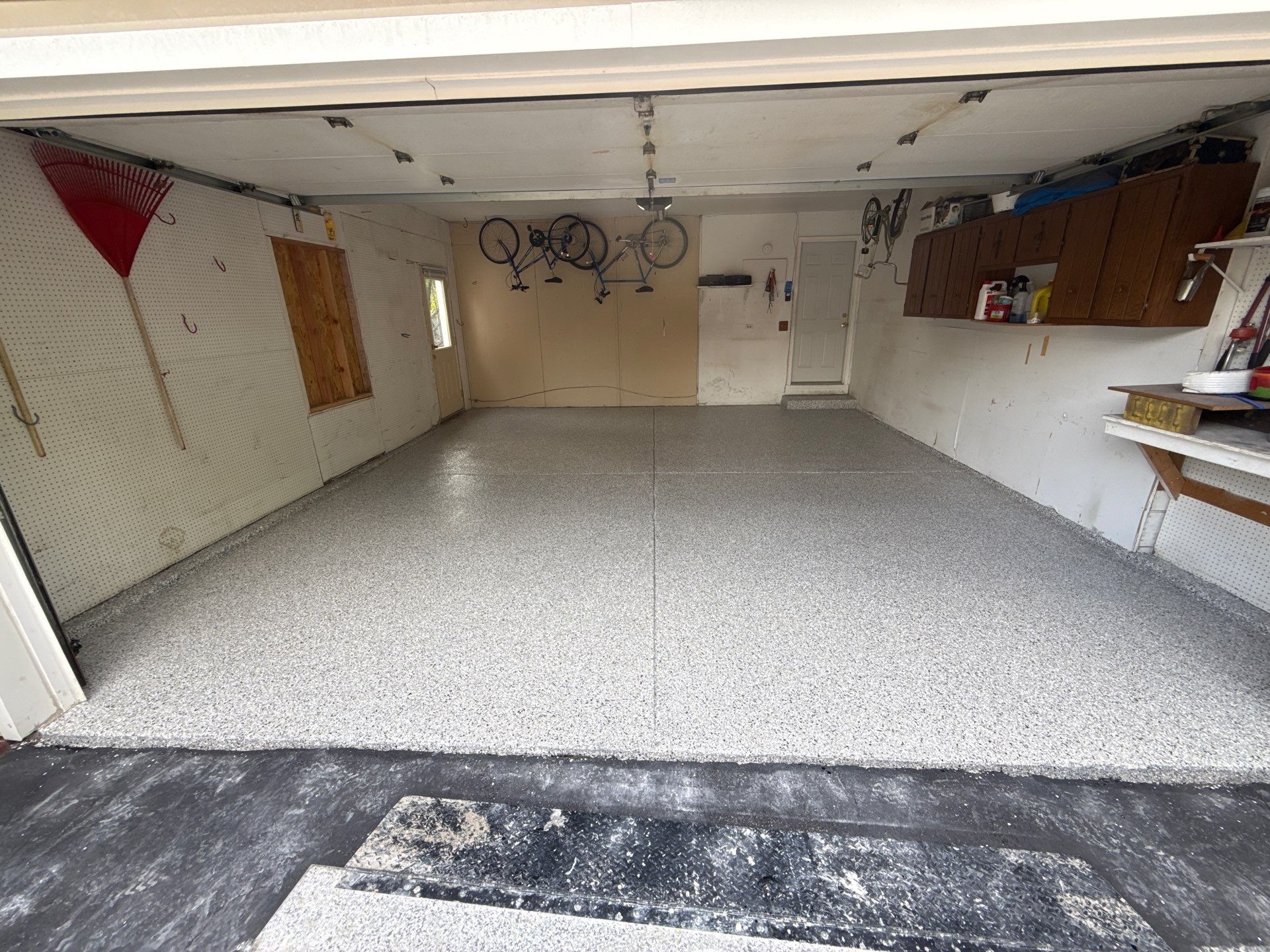 Cabin Fever Garage Floor Coating by Level 10 Coatings