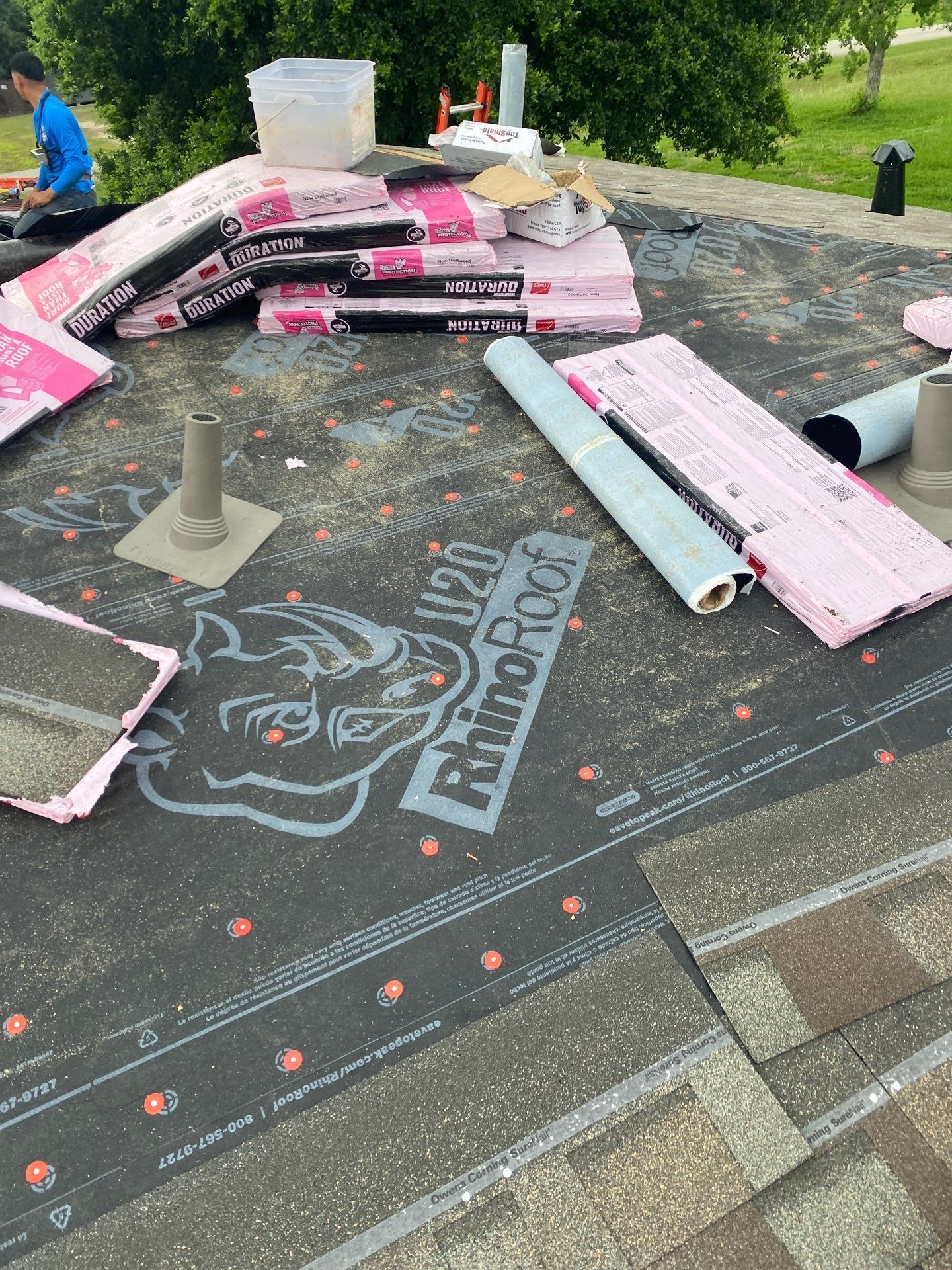 Residential Roofing Installation using Owen's Corning Duration (Lifetime) Shingles by Roof Repair Company