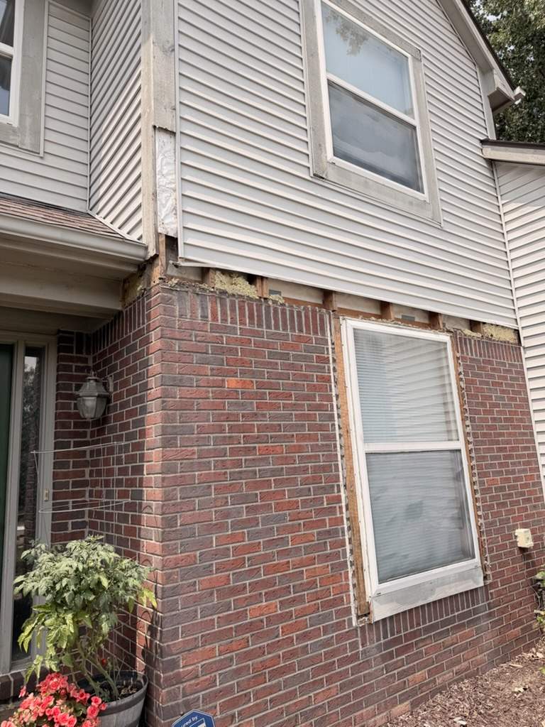 Exterior Siding and Wood Trim Restoration in Ypsilanti by Top Shelf Painter