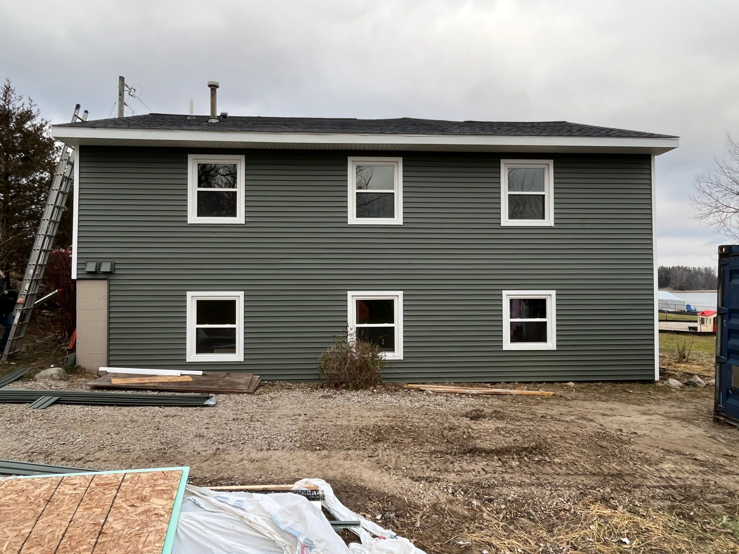 Siding Replacement using CertainTeed Restoration Classis D4 by 180 Contractors