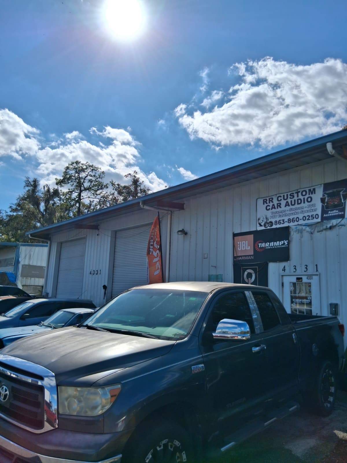 Clean Gutters and Seal Seams in Lakeland FL by Gutter Professors