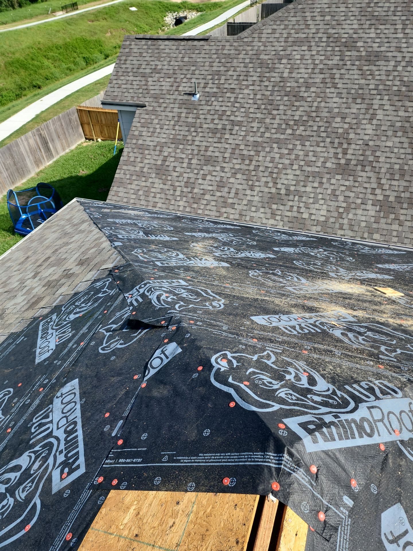 Residential Roofing Installation using Owen's Corning Duration (Lifetime) Shingles by Roof Repair Company