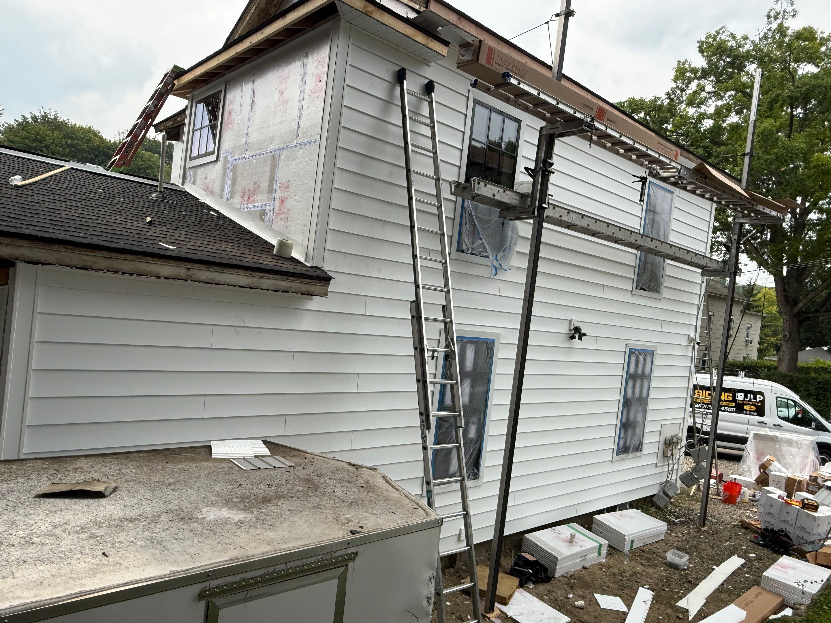 ROOF & SIDING by JLP PRO SERVICES LLC