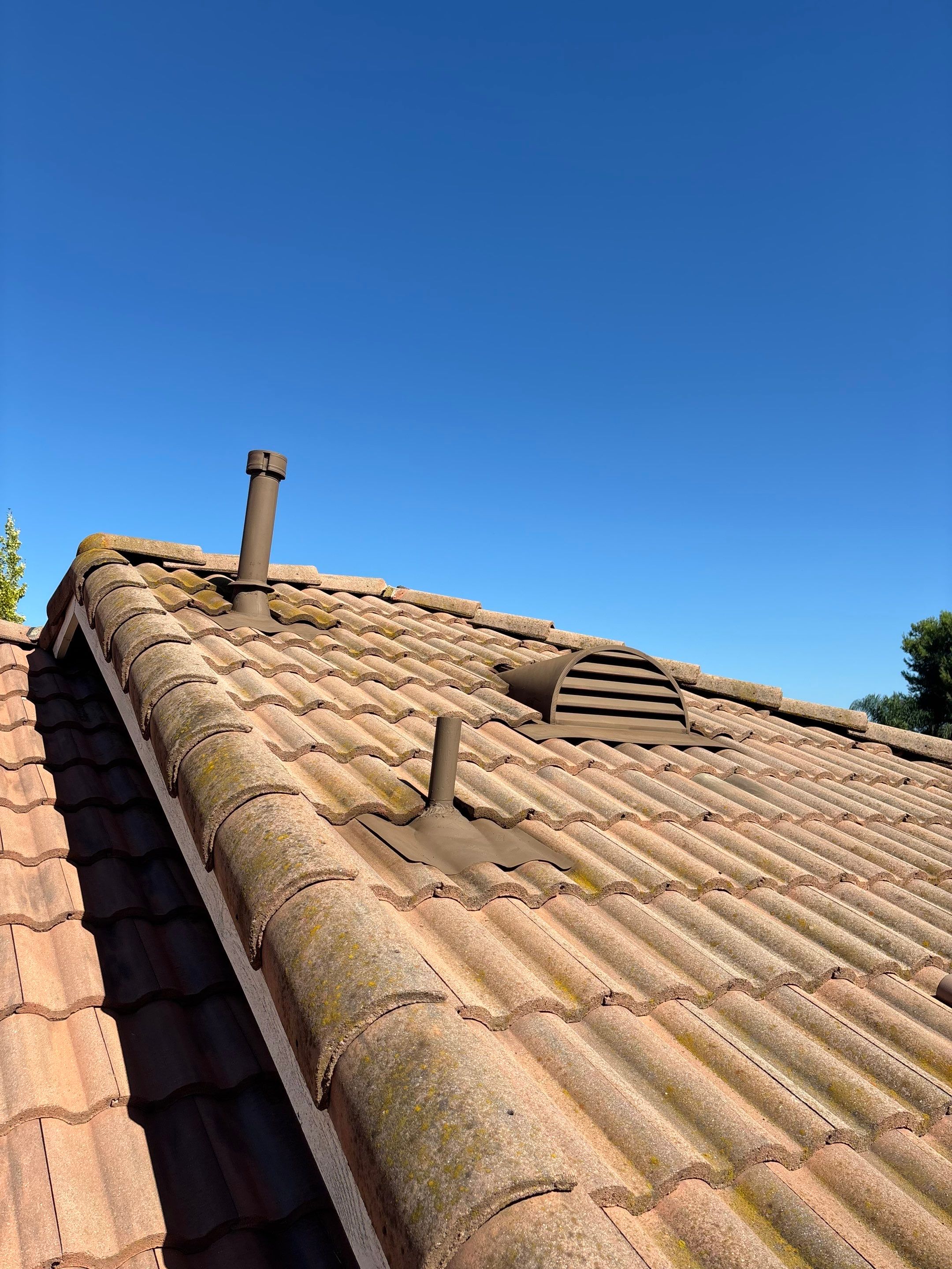 Concrete Tile Roof Lift and Lay Underlayment Replacement in Temecula by Zenith Roofing Services