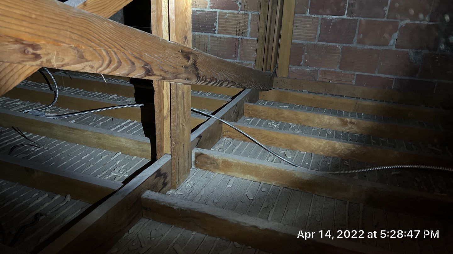 Commercial Roofing Installation using Conklin BenchPly system with PUMA top coat (imbedded fabric system) by Straight Edge Roofing Inc