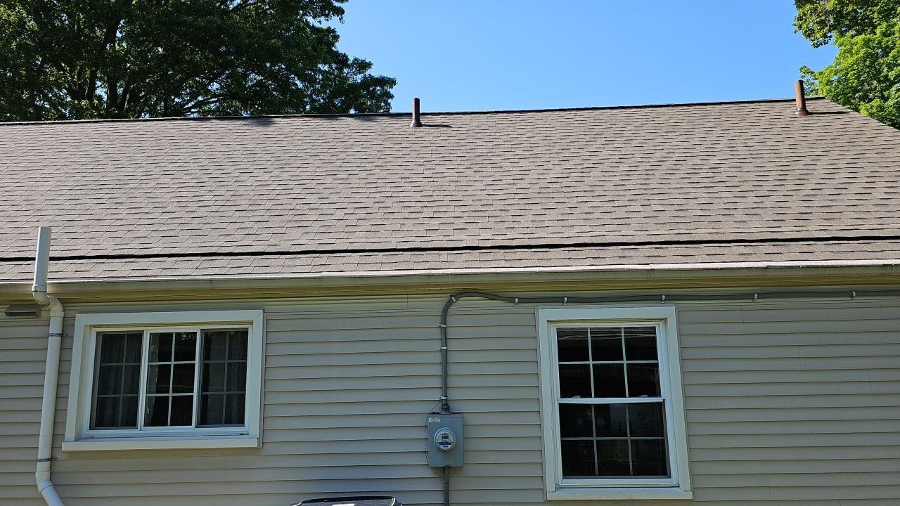 ATLAS PINNACLE COLOR: WEATHERED WOOD by Eagle Eye Roofing