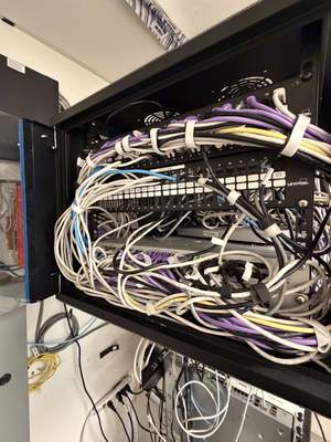 Structured cabling installation by CimaSolutions